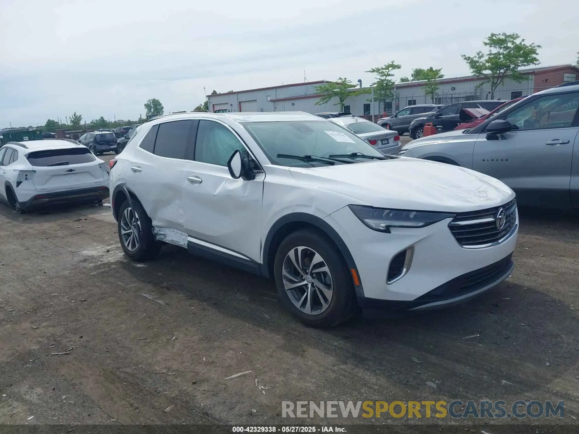 1 Фотография поврежденного автомобиля LRBFZNR47ND162869 BUICK ENVISION 2022