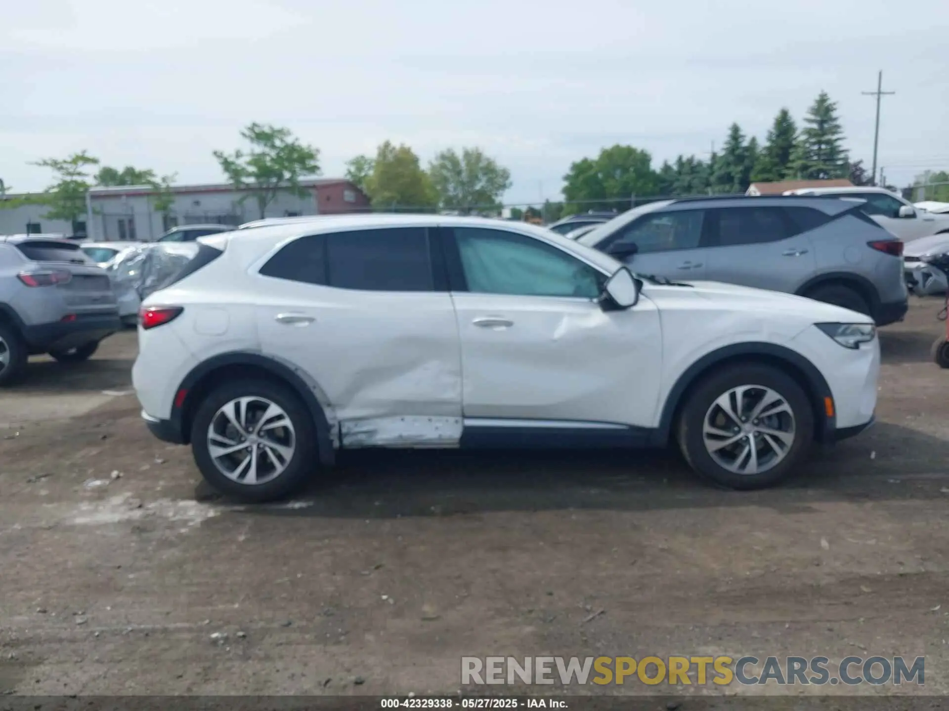 12 Фотография поврежденного автомобиля LRBFZNR47ND162869 BUICK ENVISION 2022