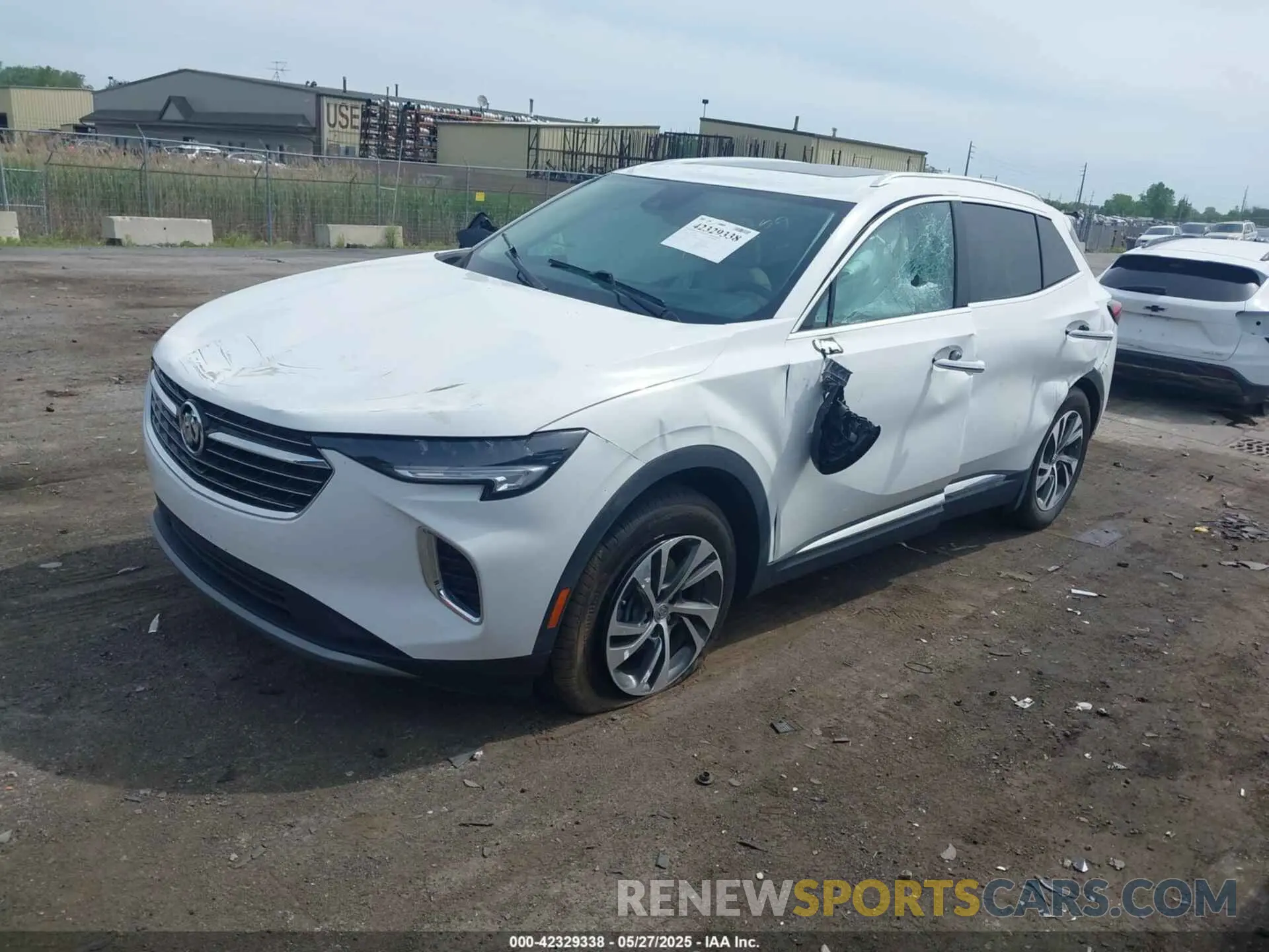 2 Фотография поврежденного автомобиля LRBFZNR47ND162869 BUICK ENVISION 2022