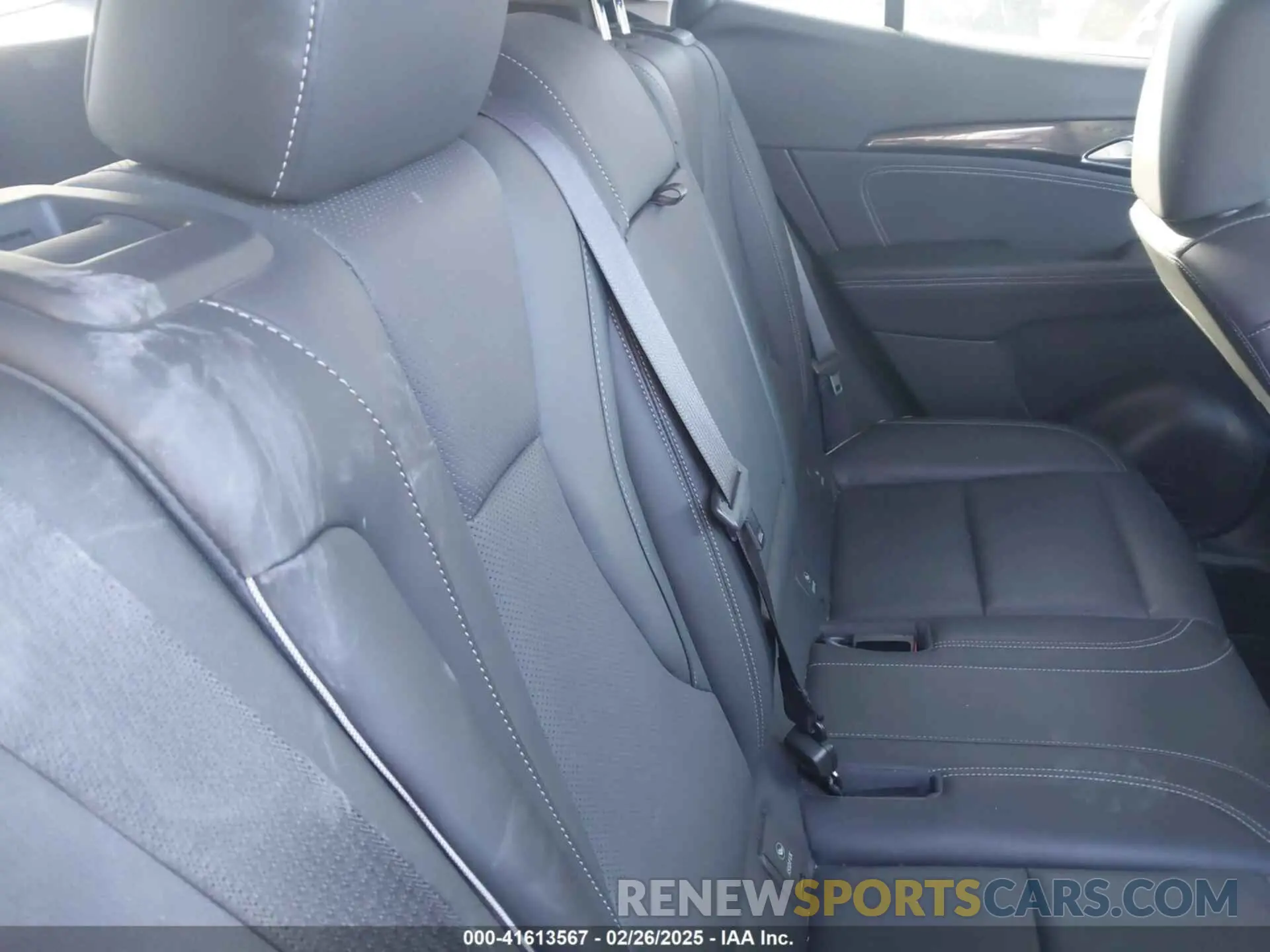 8 Photograph of a damaged car LRBFZPR47ND162849 BUICK ENVISION 2022