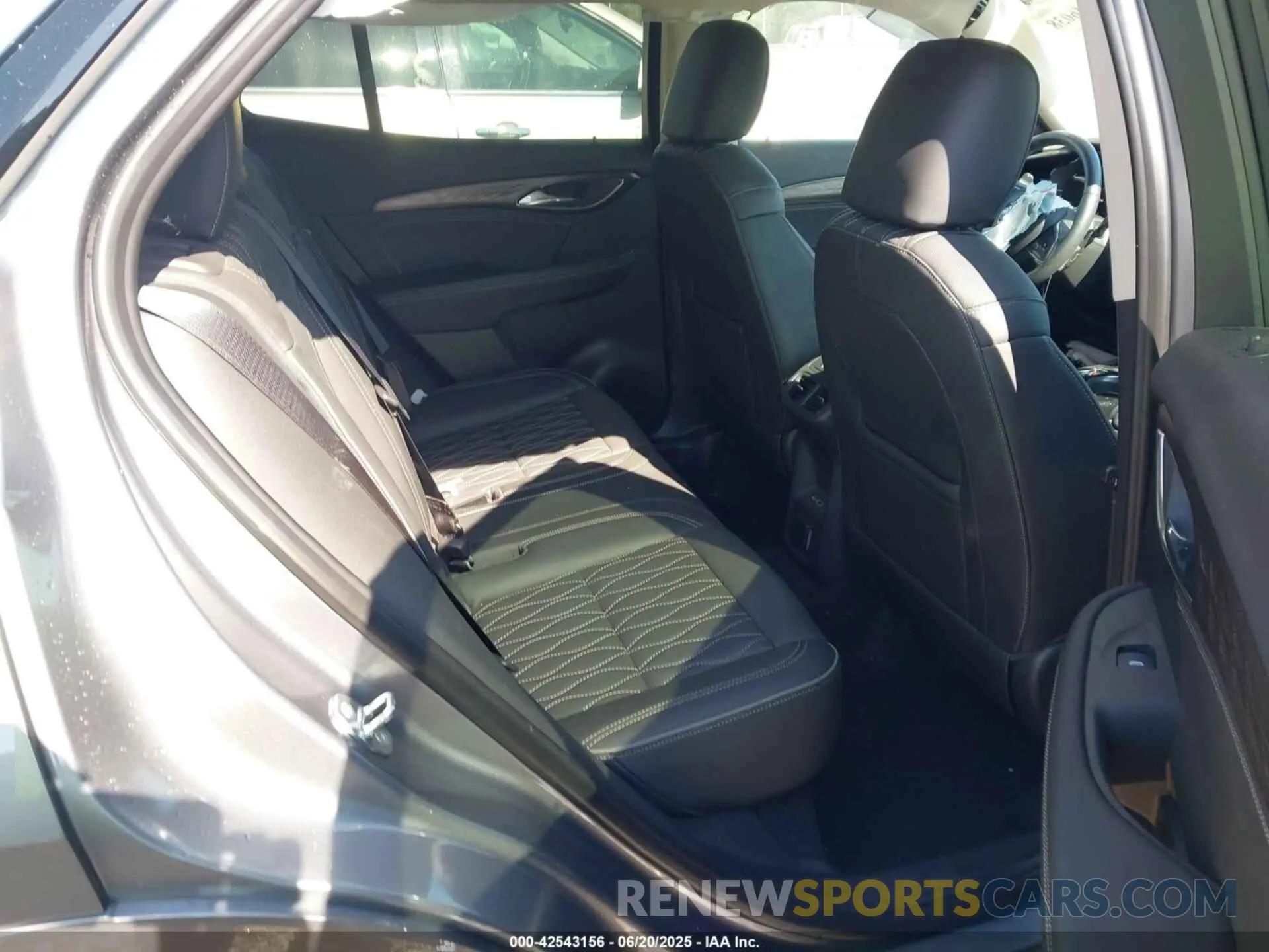 8 Photograph of a damaged car LRBFZRR45ND143437 BUICK ENVISION 2022
