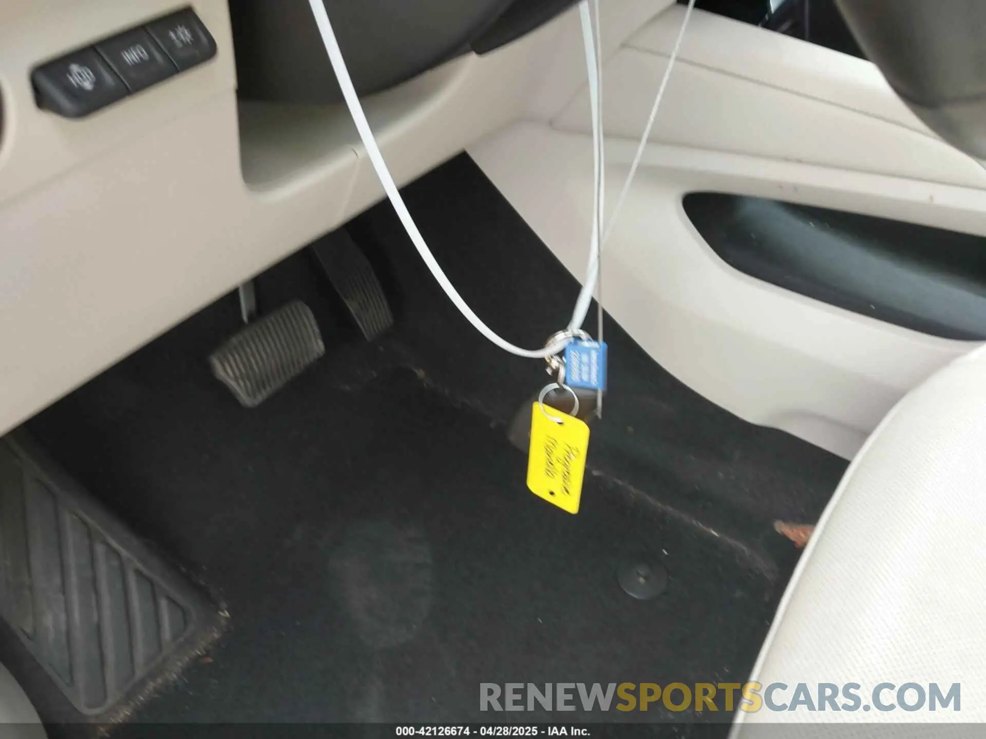 11 Фотография поврежденного автомобиля LRBFZRR47ND020593 BUICK ENVISION 2022