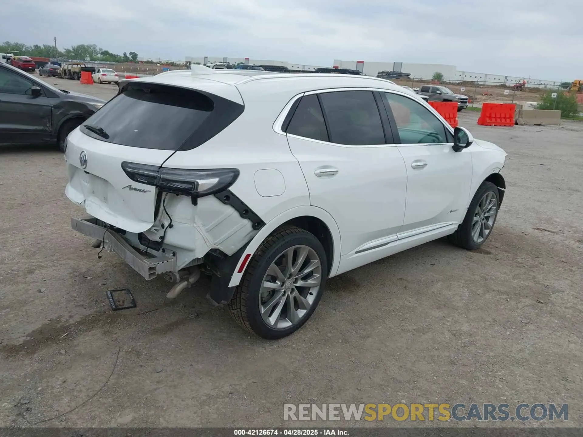 4 Фотография поврежденного автомобиля LRBFZRR47ND020593 BUICK ENVISION 2022