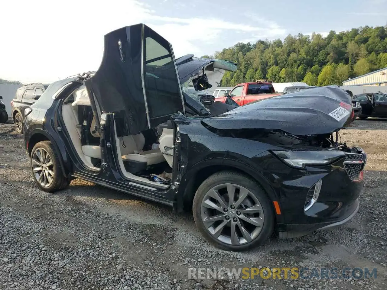 4 Фотография поврежденного автомобиля LRBFZSR44ND019490 BUICK ENVISION 2022