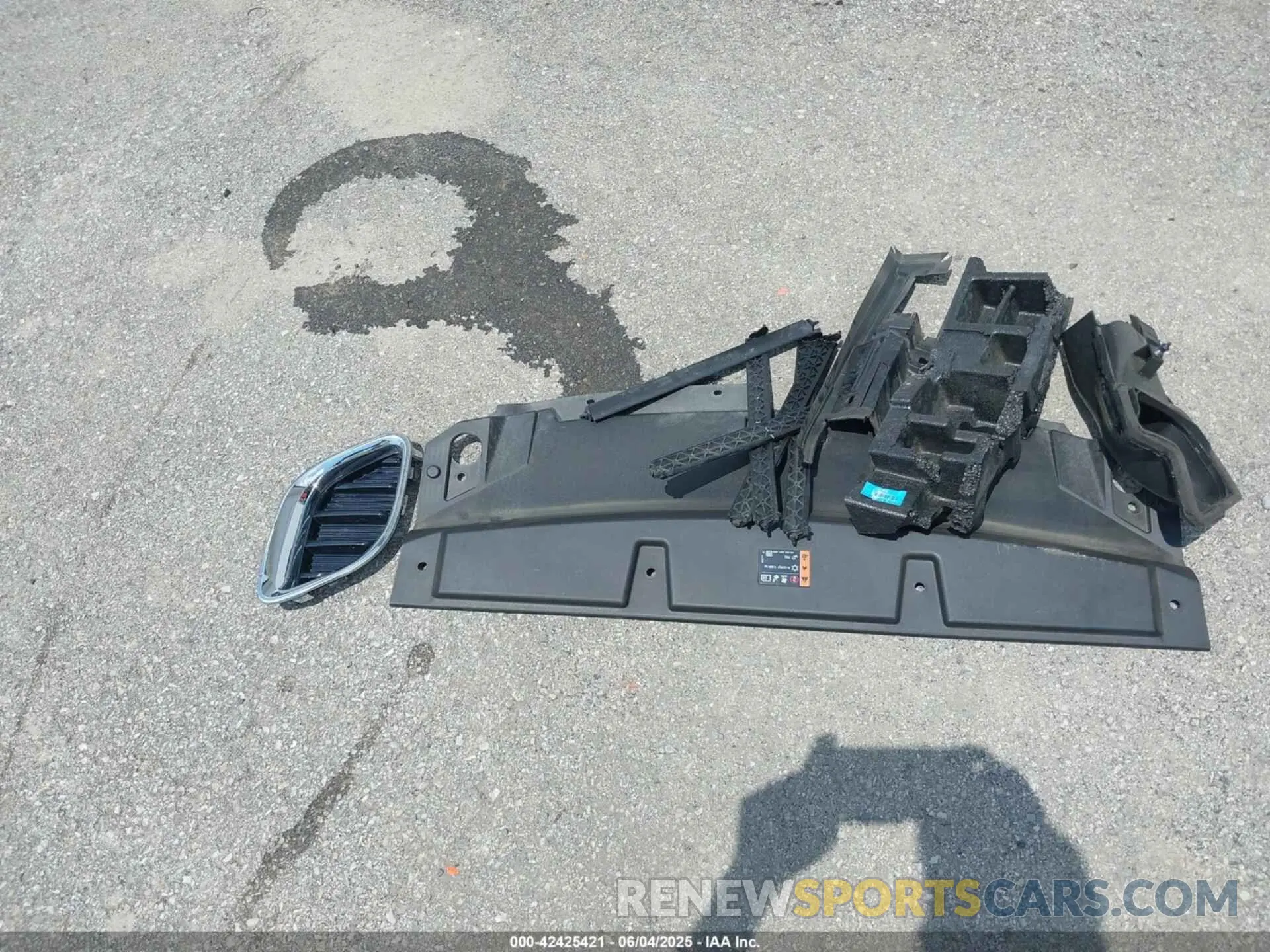 12 Фотография поврежденного автомобиля LRBAZLR41PD018428 BUICK ENVISION 2023