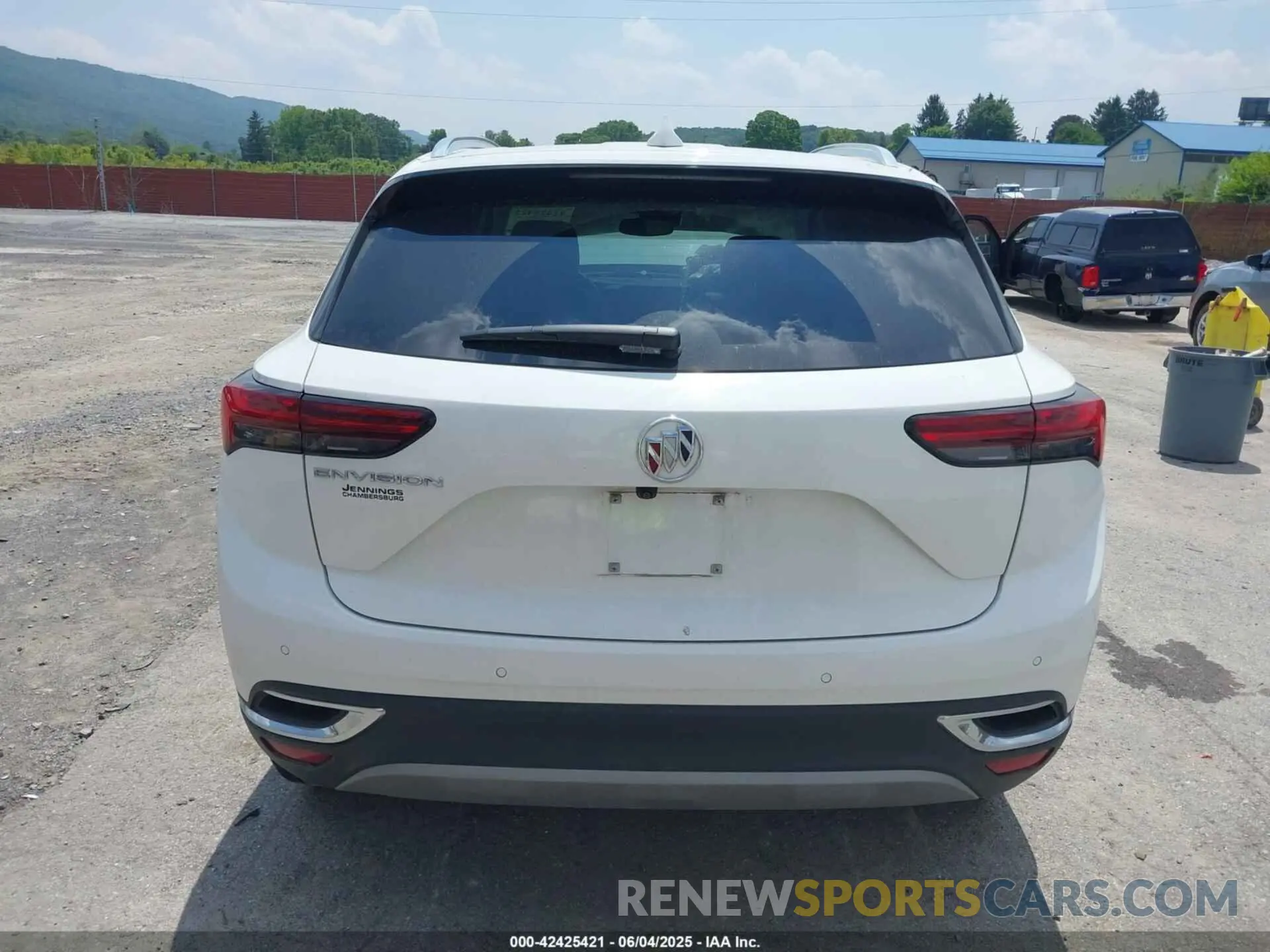 17 Фотография поврежденного автомобиля LRBAZLR41PD018428 BUICK ENVISION 2023