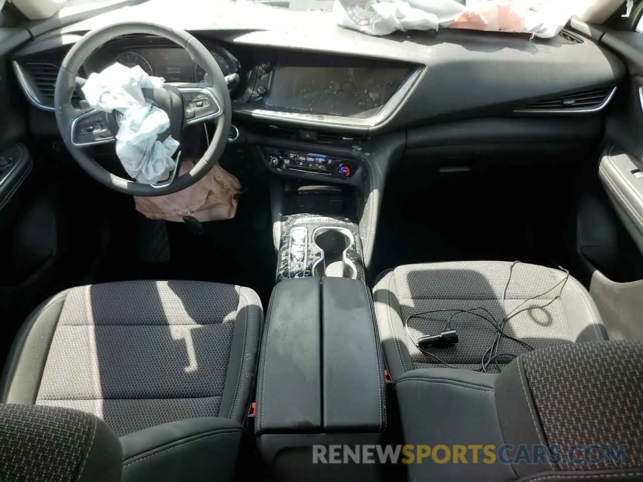8 Фотография поврежденного автомобиля LRBAZLR46PD014097 BUICK ENVISION 2023