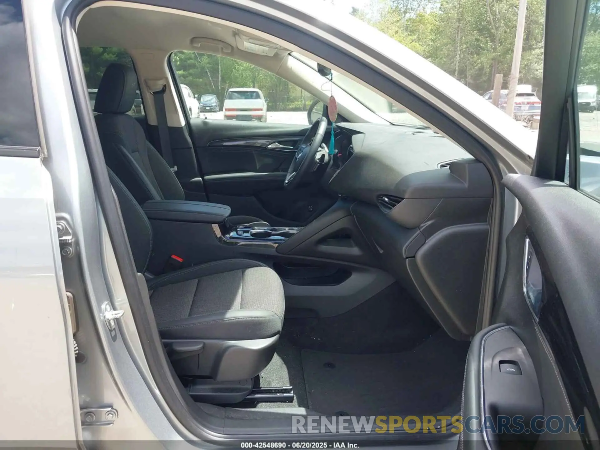 5 Photograph of a damaged car LRBFZMR41PD020384 BUICK ENVISION 2023
