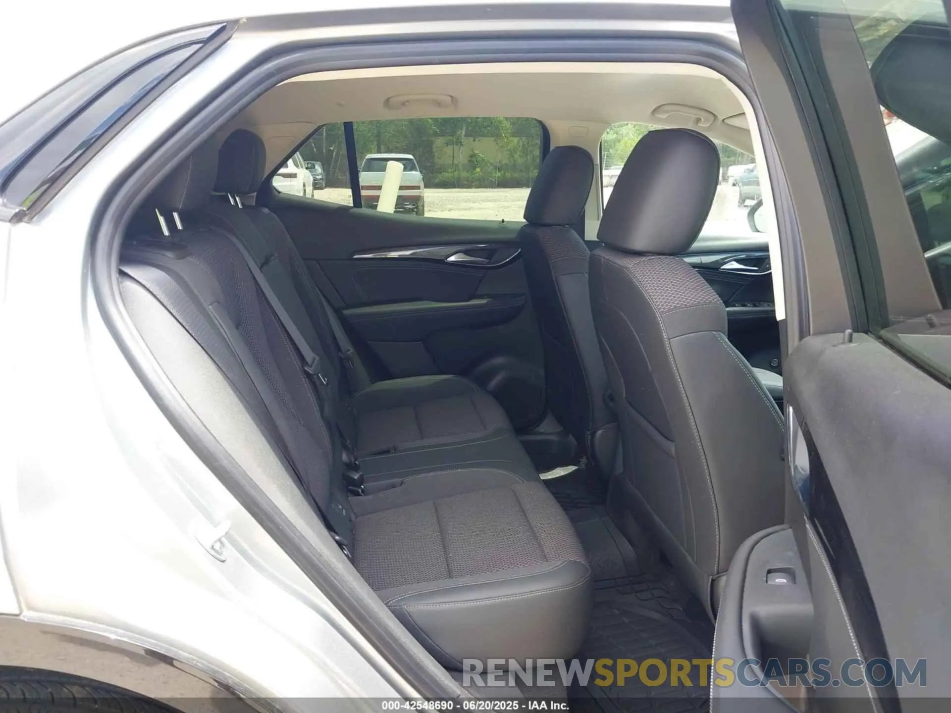 8 Photograph of a damaged car LRBFZMR41PD020384 BUICK ENVISION 2023