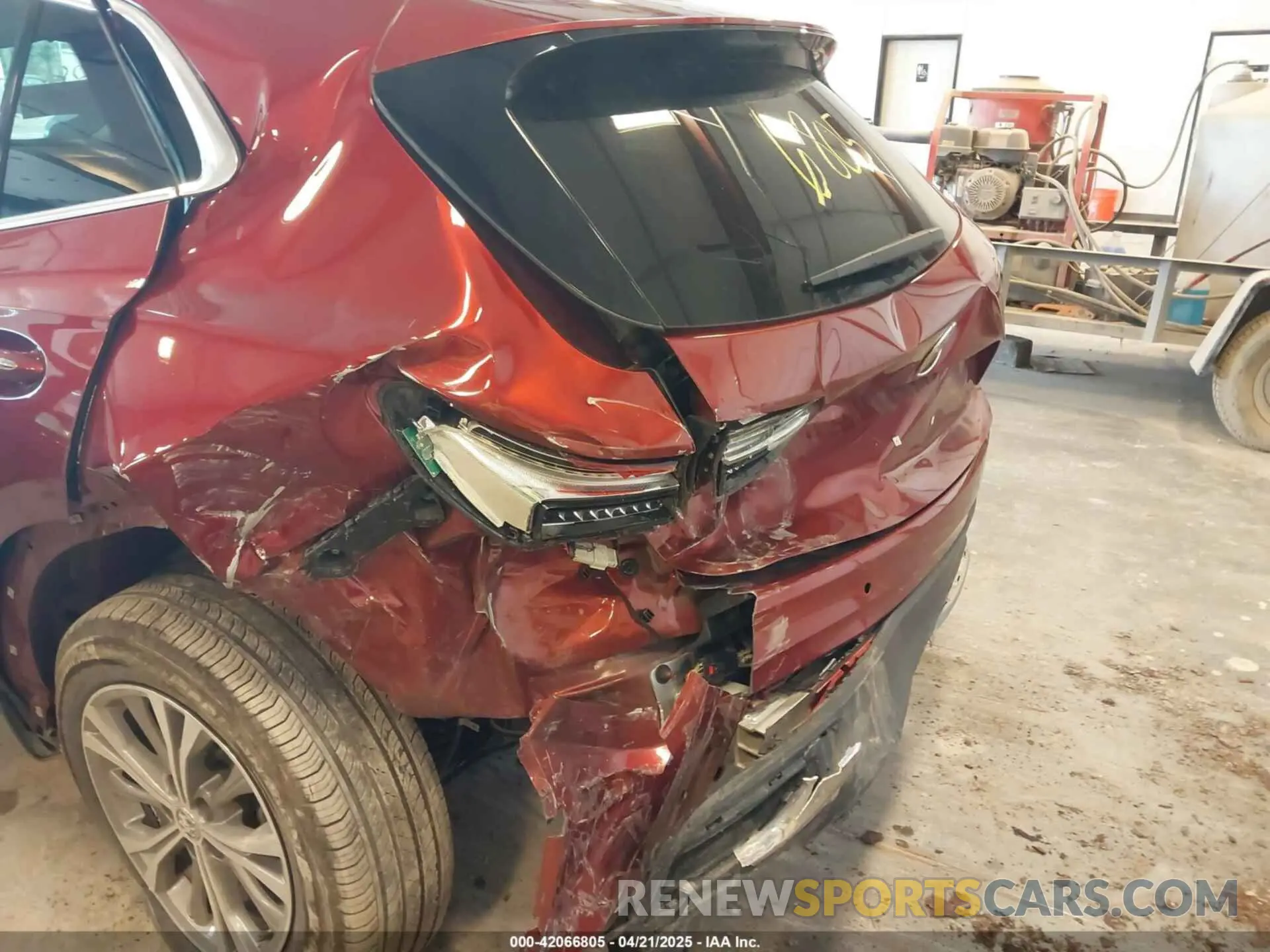 6 Фотография поврежденного автомобиля LRBFZMR44PD076674 BUICK ENVISION 2023