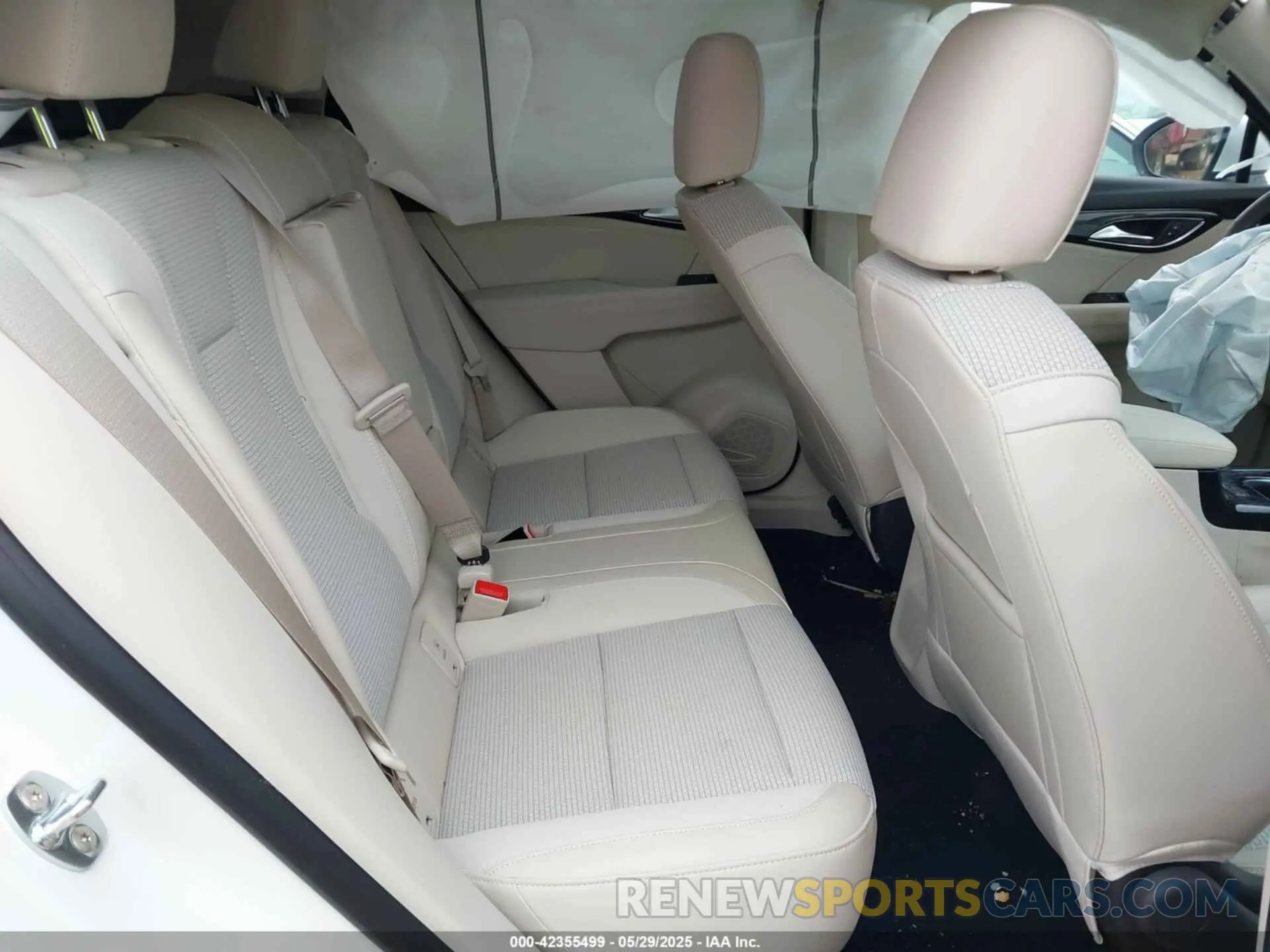 8 Фотография поврежденного автомобиля LRBFZMR44PD235323 BUICK ENVISION 2023