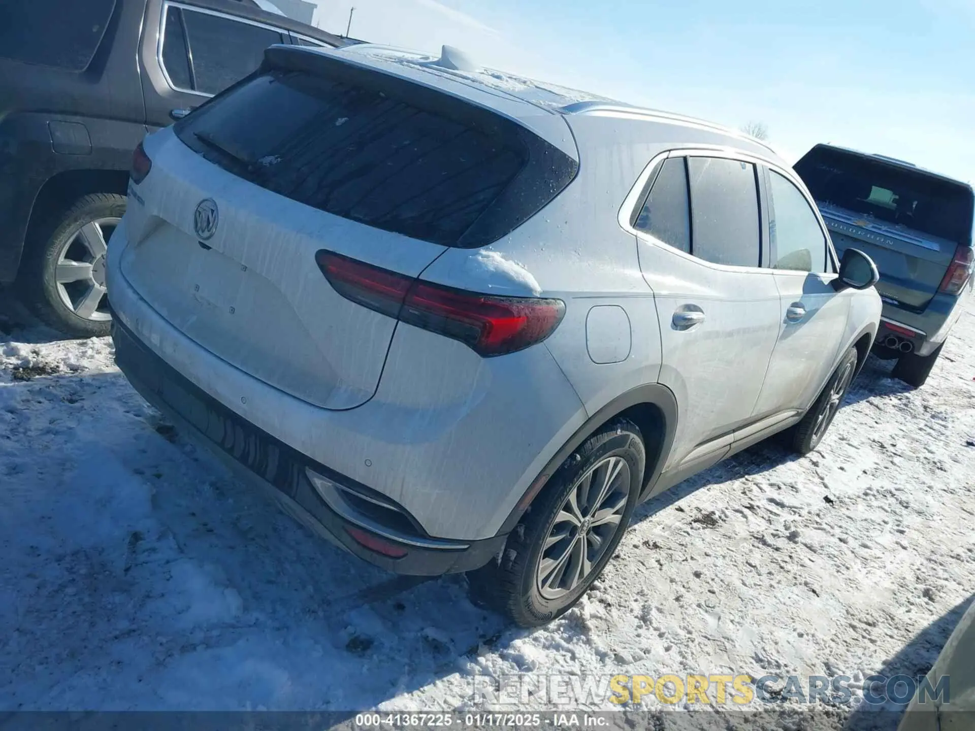 4 Фотография поврежденного автомобиля LRBFZMR45PD019996 BUICK ENVISION 2023