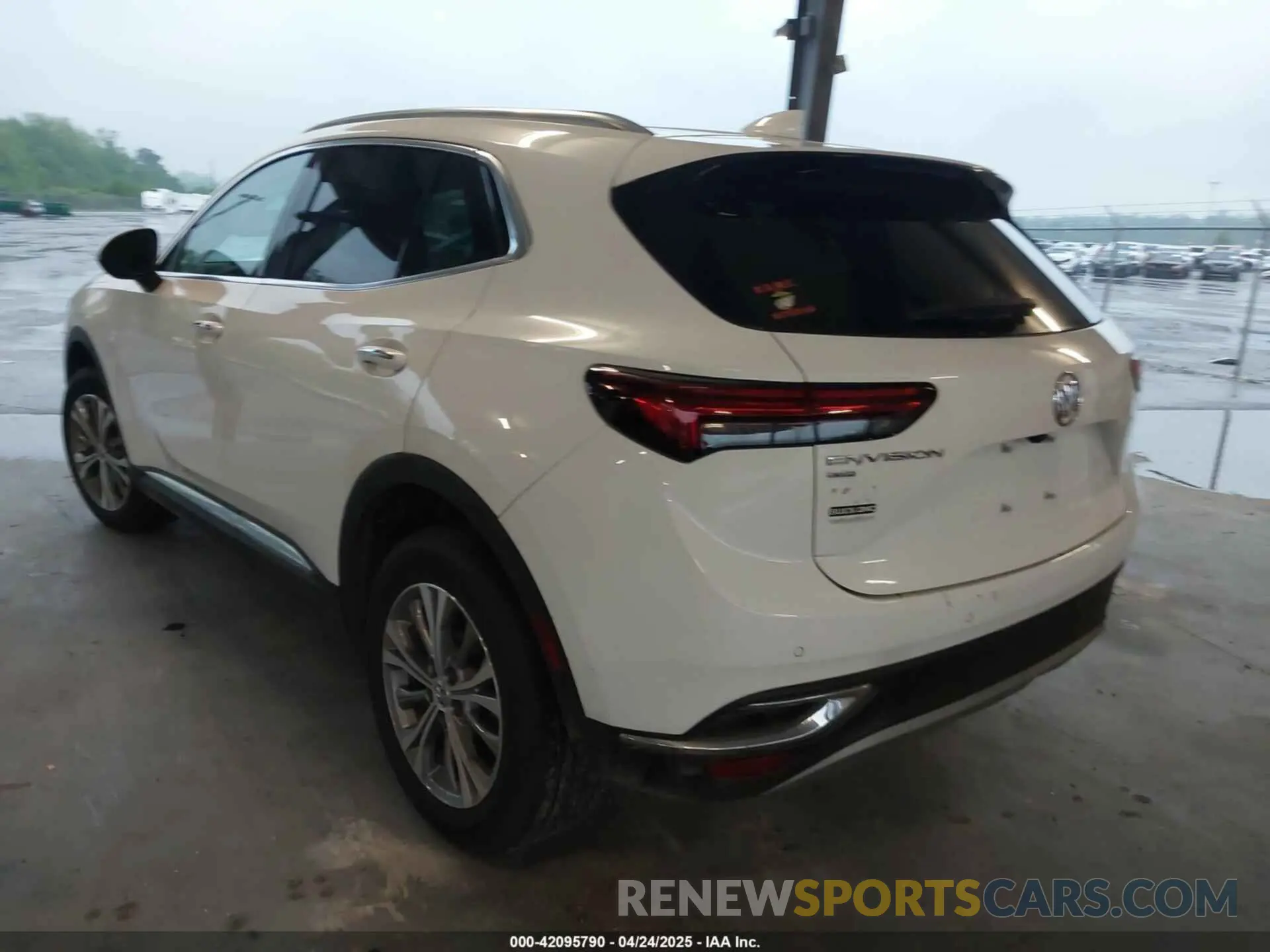 3 Фотография поврежденного автомобиля LRBFZMR45PD203805 BUICK ENVISION 2023