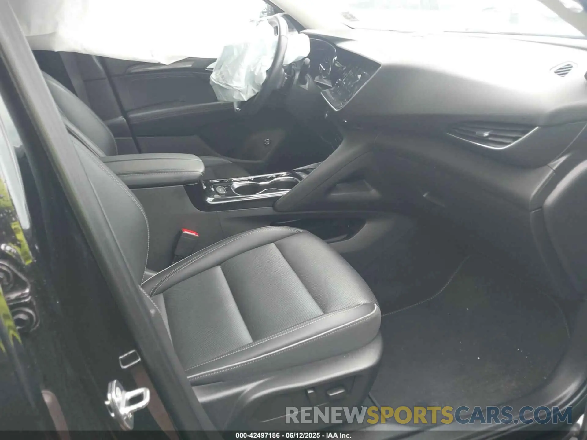 5 Photograph of a damaged car LRBFZNR44PD078544 BUICK ENVISION 2023