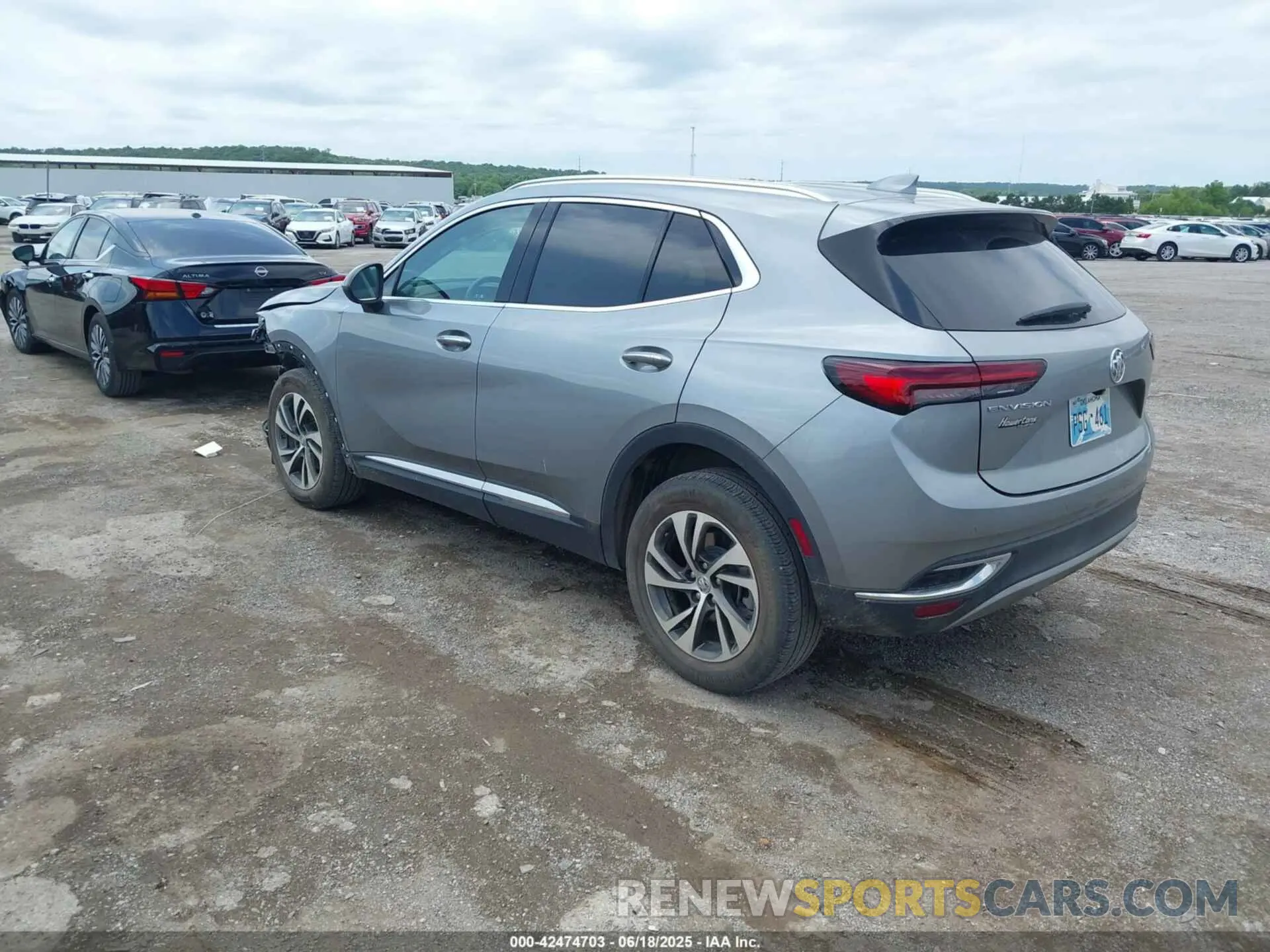 3 Фотография поврежденного автомобиля LRBFZNR45PD035802 BUICK ENVISION 2023