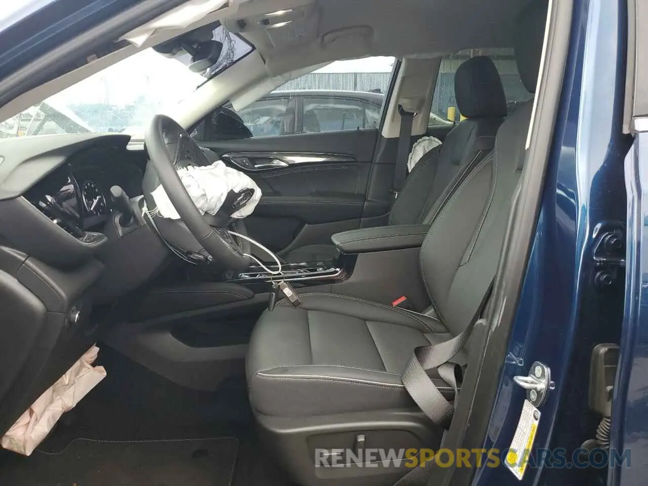 7 Photograph of a damaged car LRBFZNR4XPD027260 BUICK ENVISION 2023