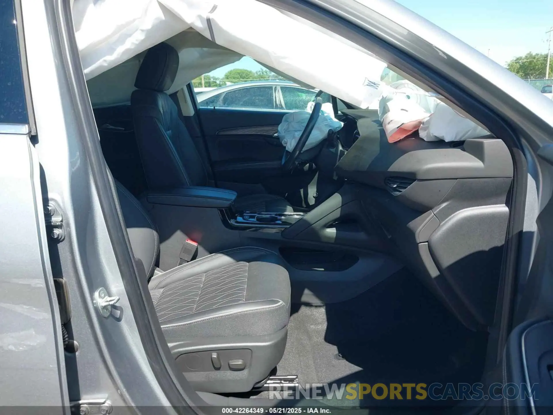 5 Фотография поврежденного автомобиля LRBFZRR41PD047405 BUICK ENVISION 2023