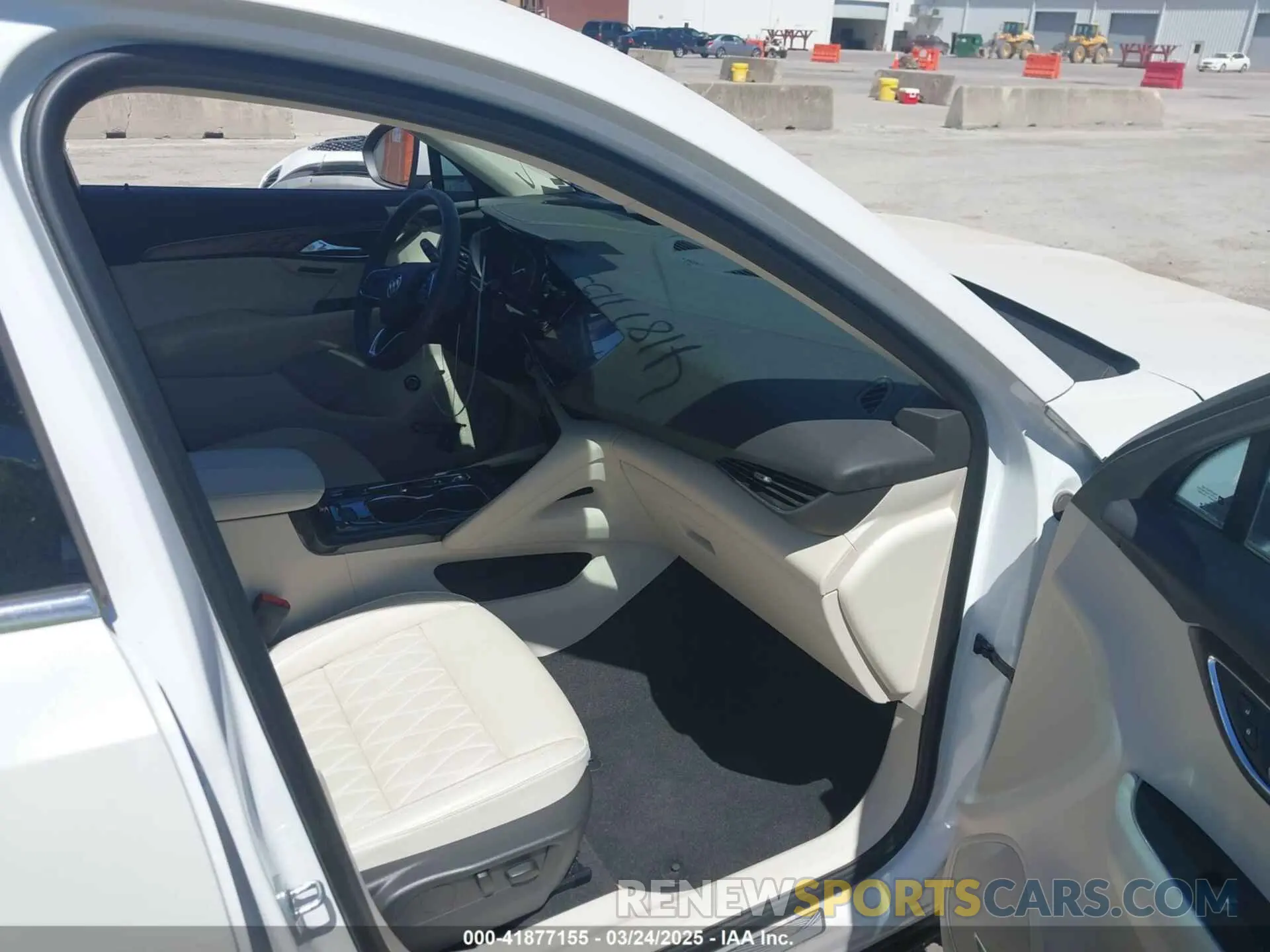5 Фотография поврежденного автомобиля LRBFZRR42PD147352 BUICK ENVISION 2023