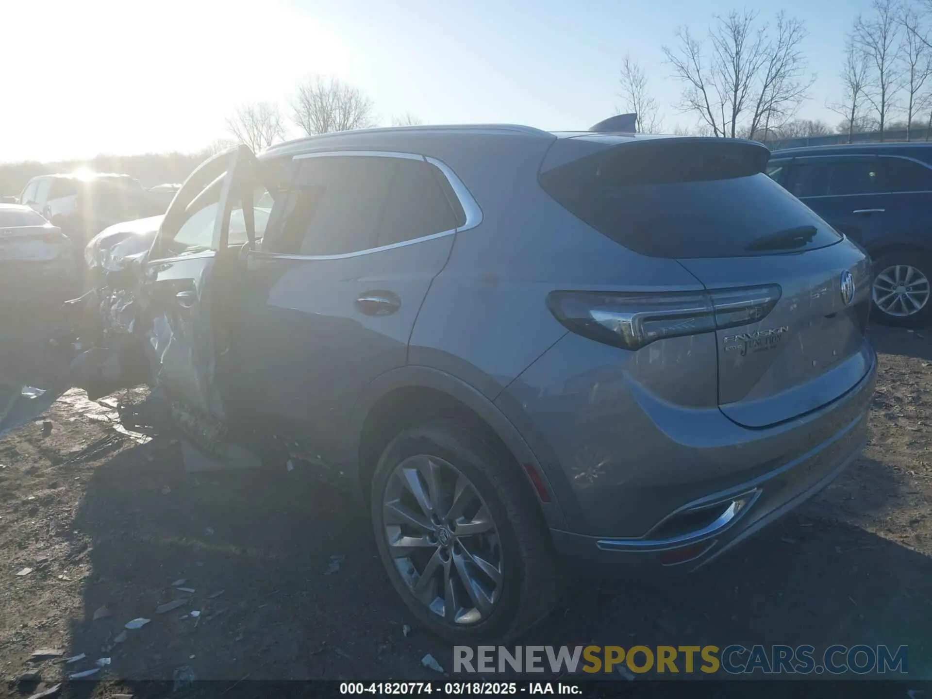 3 Фотография поврежденного автомобиля LRBFZSR47PD080240 BUICK ENVISION 2023