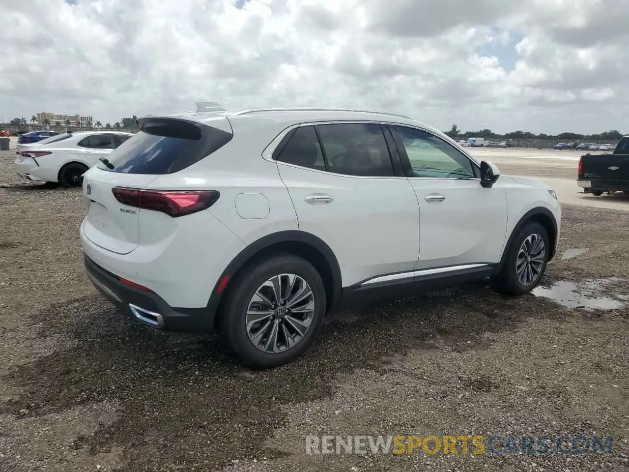 3 Фотография поврежденного автомобиля LRBFZME41RD044595 BUICK ENVISION 2024