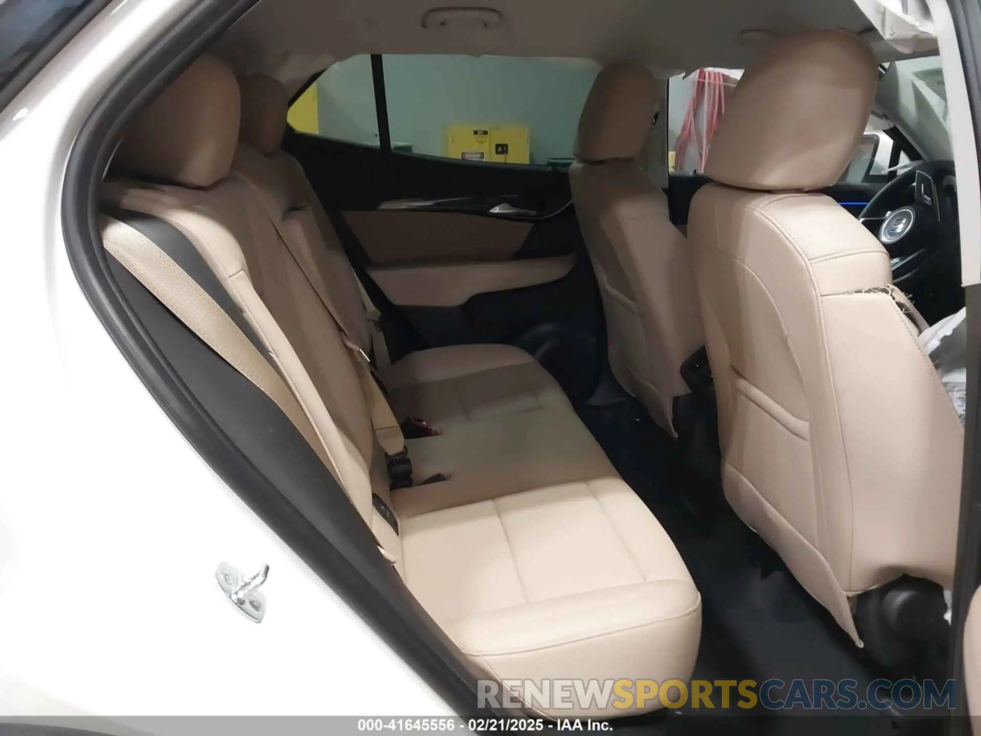 8 Фотография поврежденного автомобиля LRBFZME44RD015401 BUICK ENVISION 2024