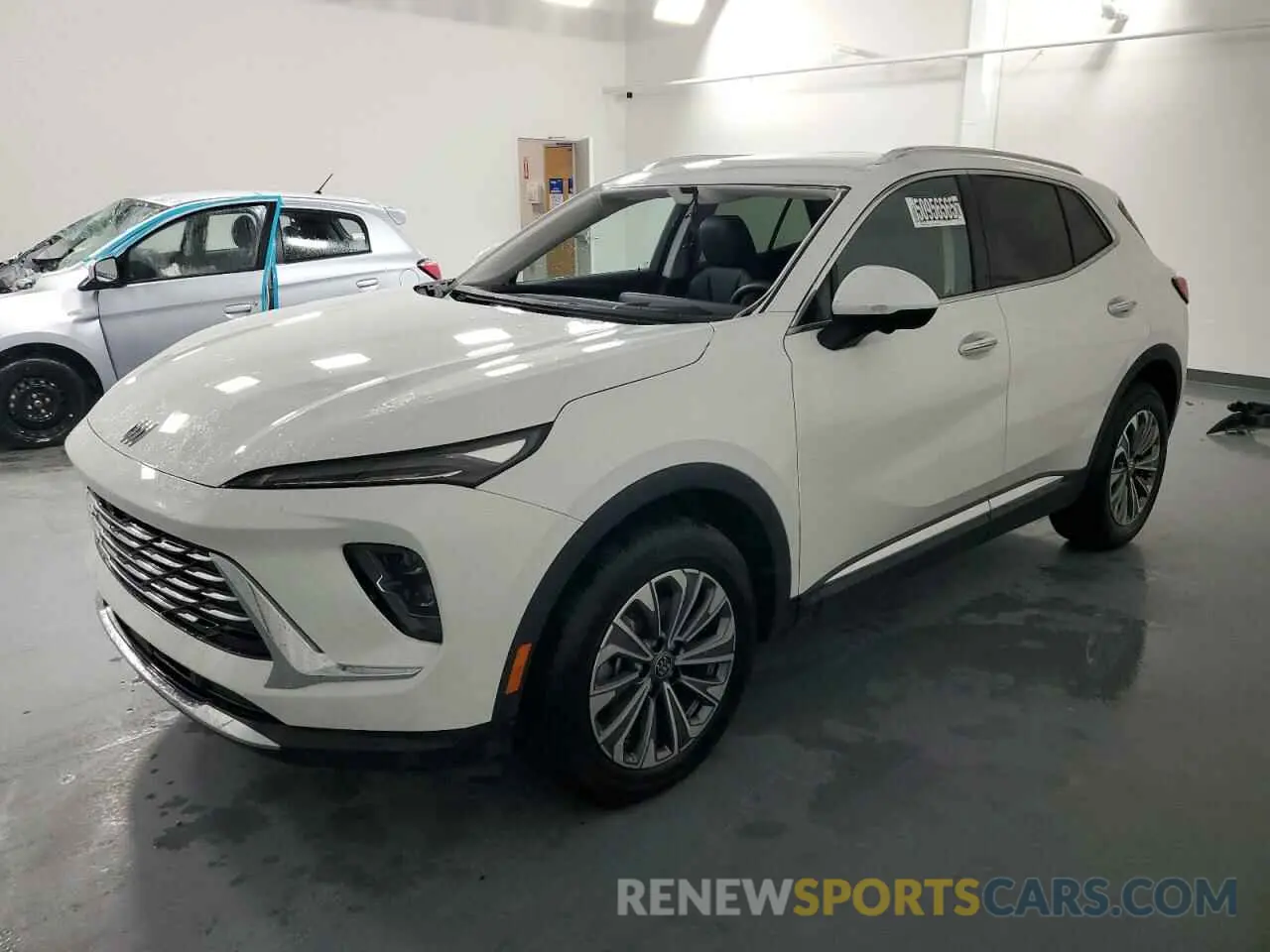 1 Фотография поврежденного автомобиля LRBFZME45RD052506 BUICK ENVISION 2024
