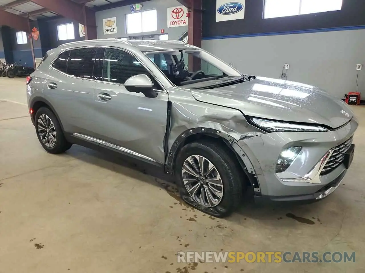 4 Фотография поврежденного автомобиля LRBFZME47RD045220 BUICK ENVISION 2024