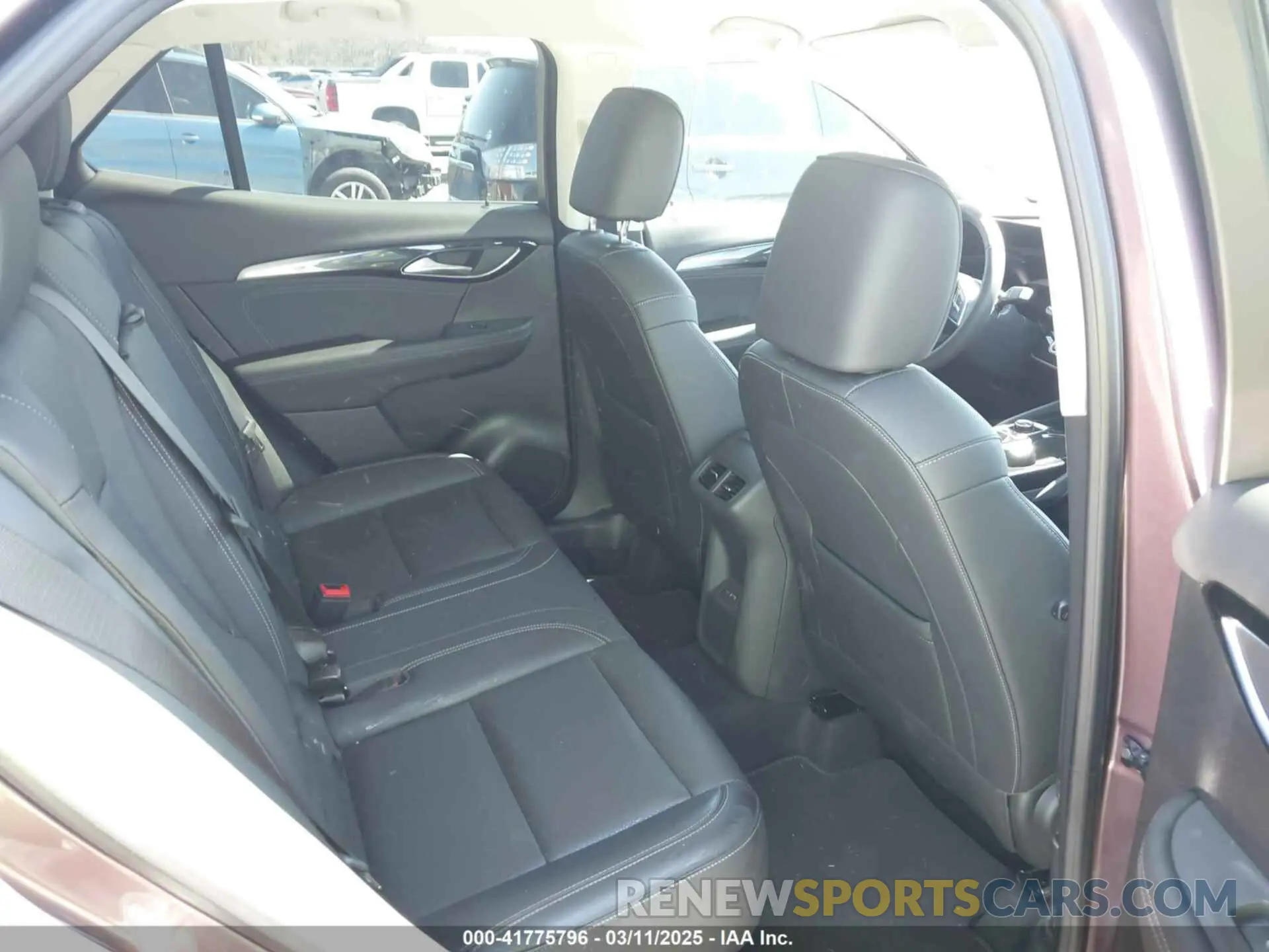 8 Photograph of a damaged car LRBFZME47RD064981 BUICK ENVISION 2024