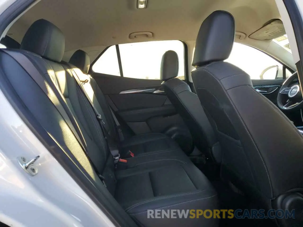11 Фотография поврежденного автомобиля LRBFZME47RD073339 BUICK ENVISION 2024