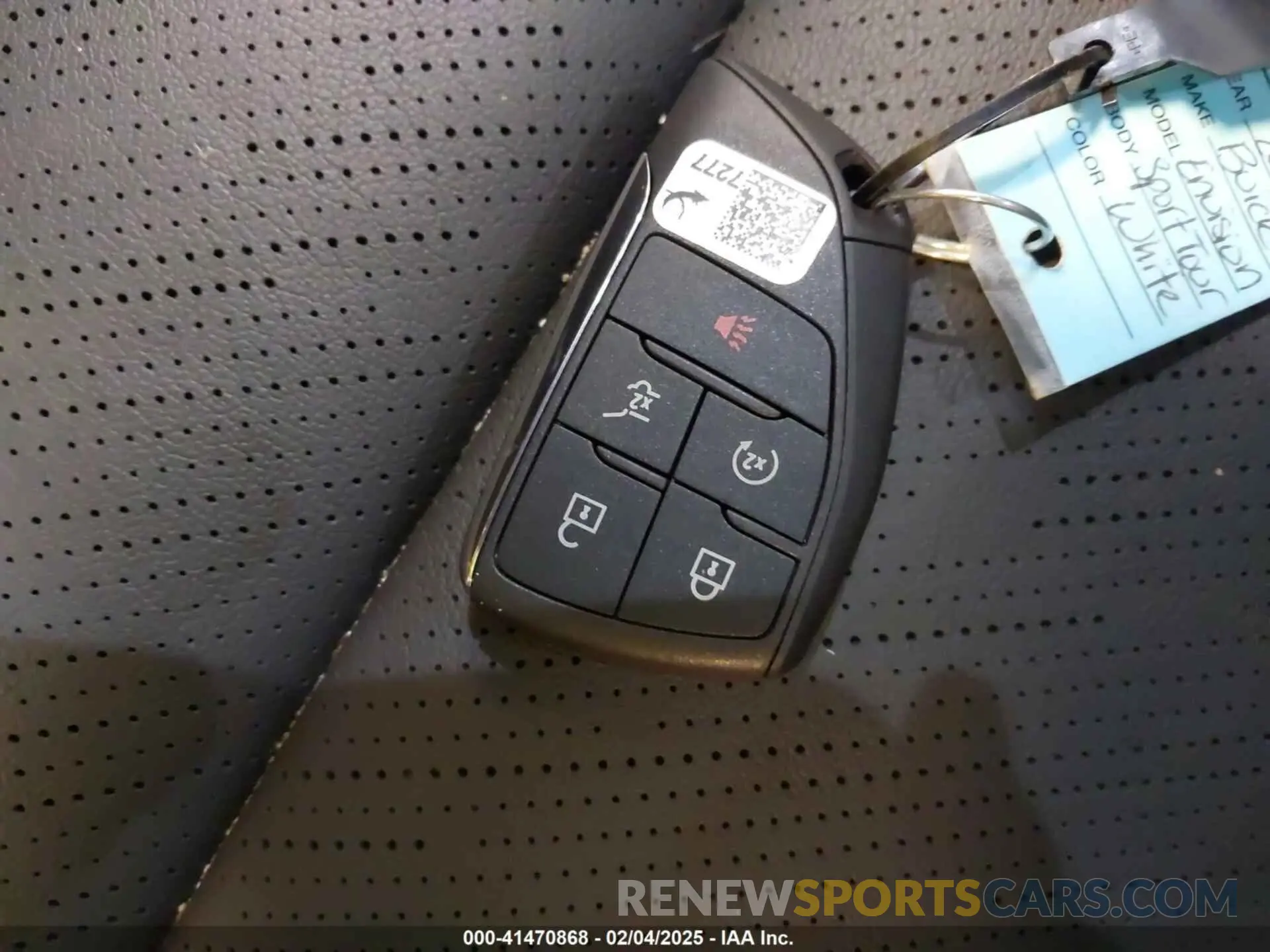 11 Фотография поврежденного автомобиля LRBFZPE47RD014485 BUICK ENVISION 2024