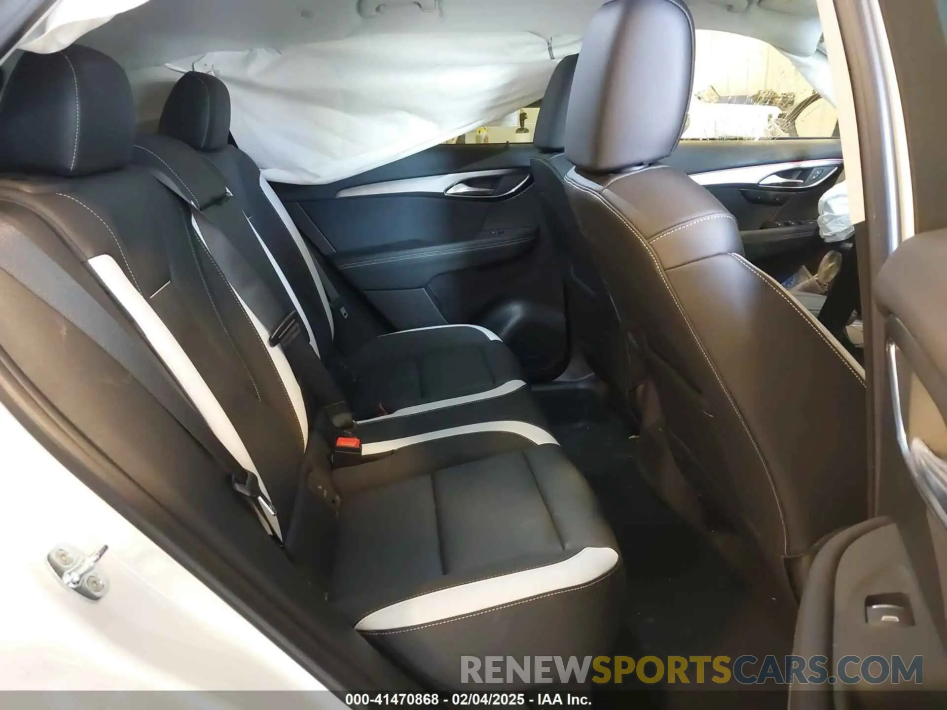 8 Фотография поврежденного автомобиля LRBFZPE47RD014485 BUICK ENVISION 2024