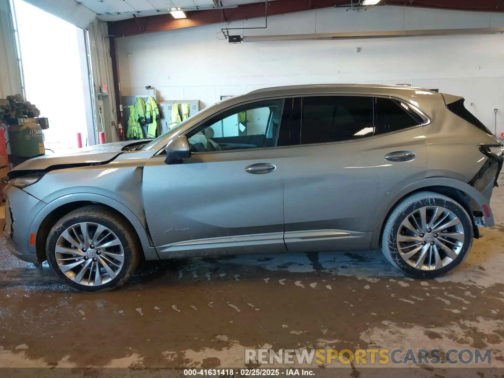 14 Фотография поврежденного автомобиля LRBFZSE42RD072328 BUICK ENVISION 2024
