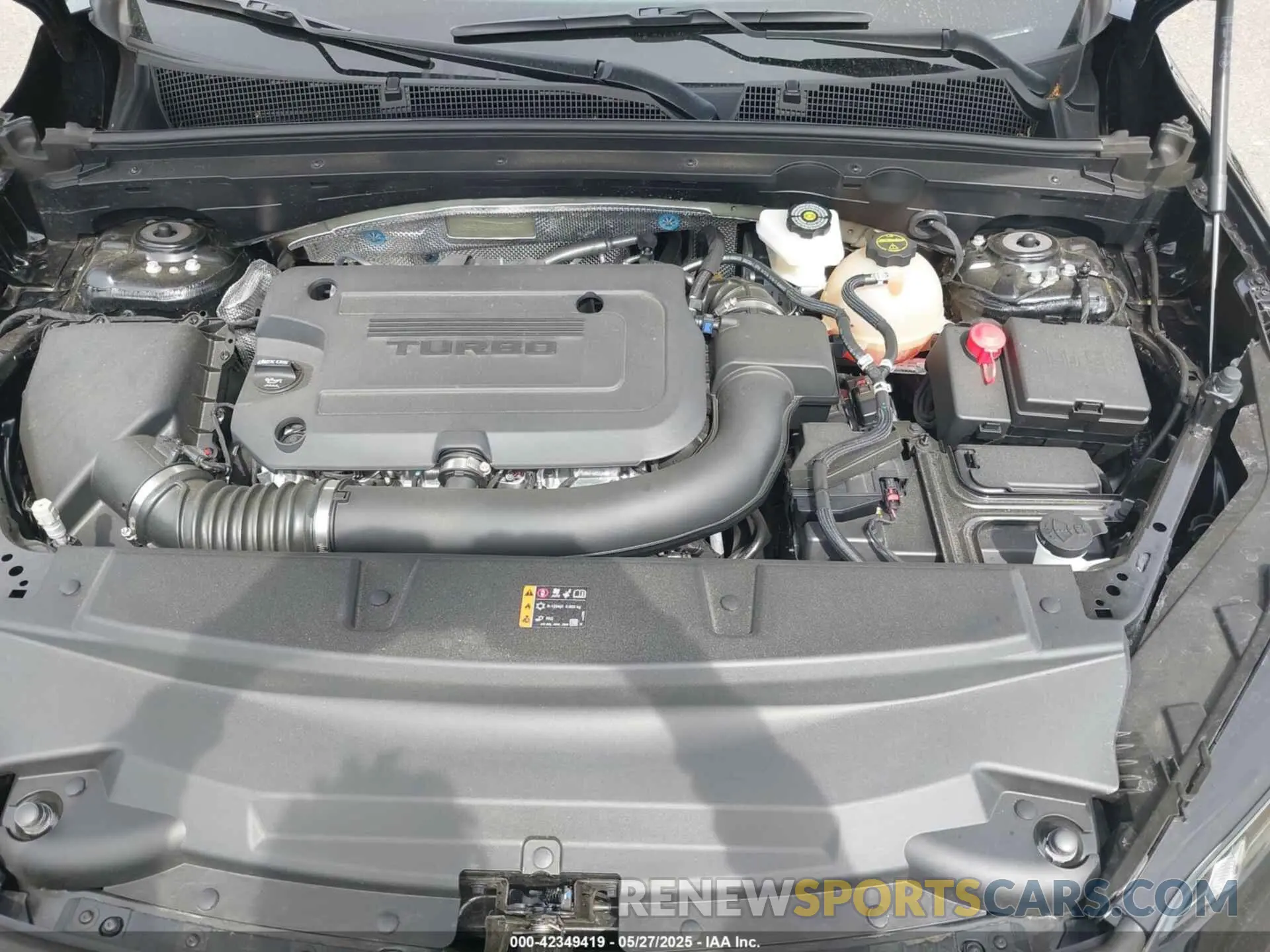 10 Фотография поврежденного автомобиля LRBFZKE44SD026487 BUICK ENVISION 2025