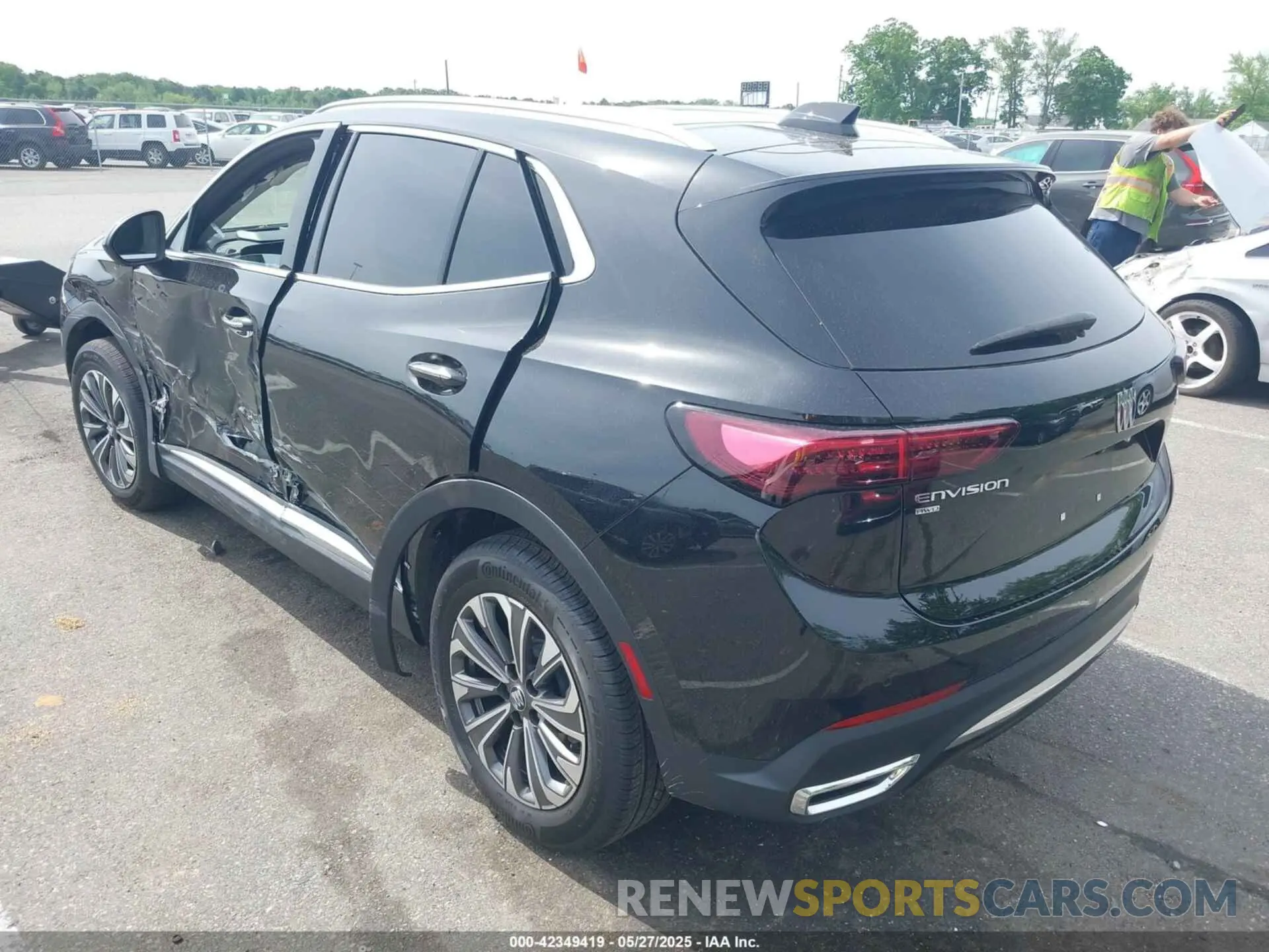 3 Фотография поврежденного автомобиля LRBFZKE44SD026487 BUICK ENVISION 2025