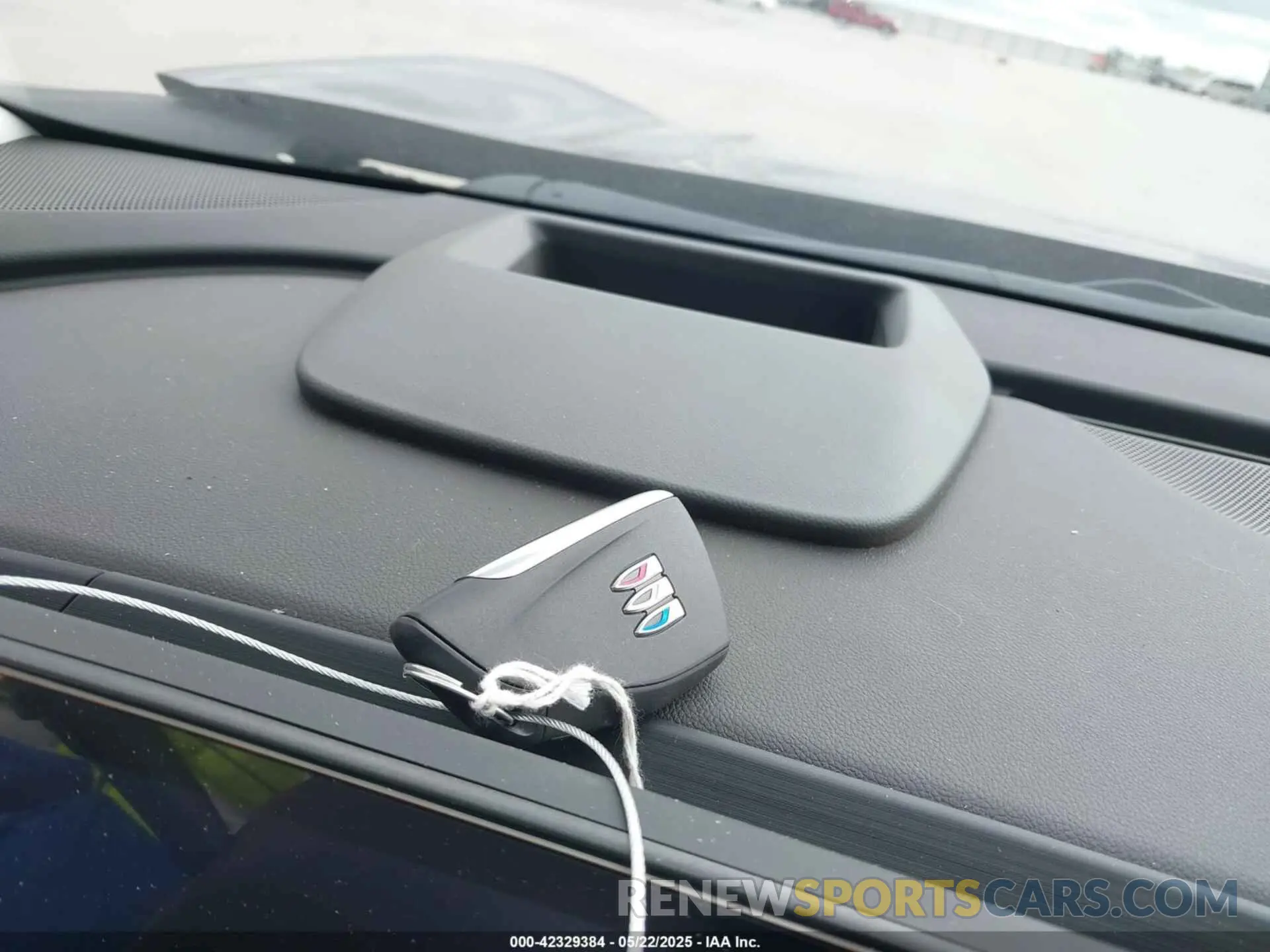 11 Photograph of a damaged car LRBFZLE45SD024222 BUICK ENVISION 2025