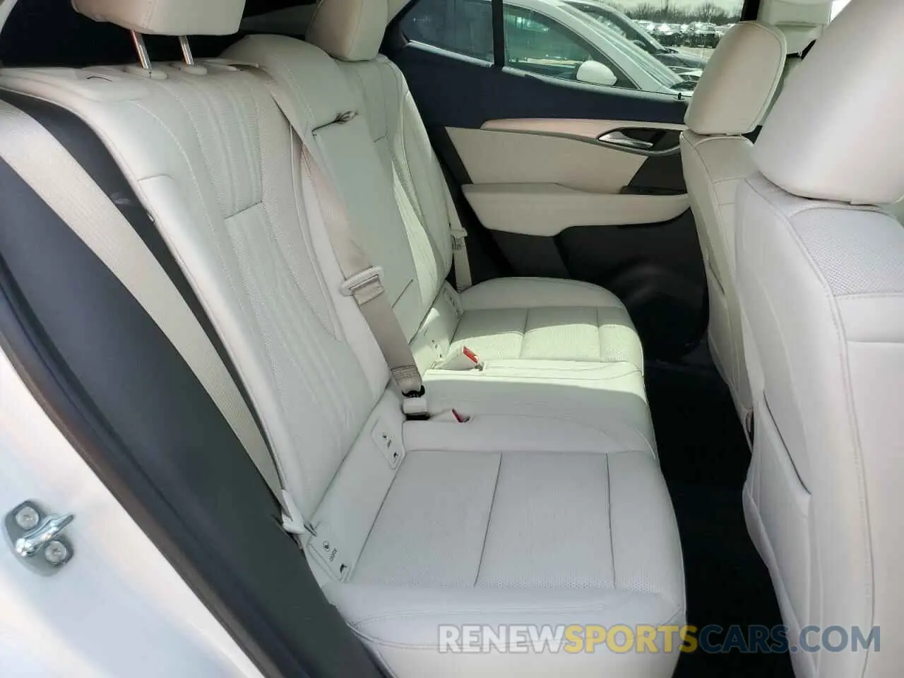 11 Фотография поврежденного автомобиля LRBFZME49SD005985 BUICK ENVISION 2025