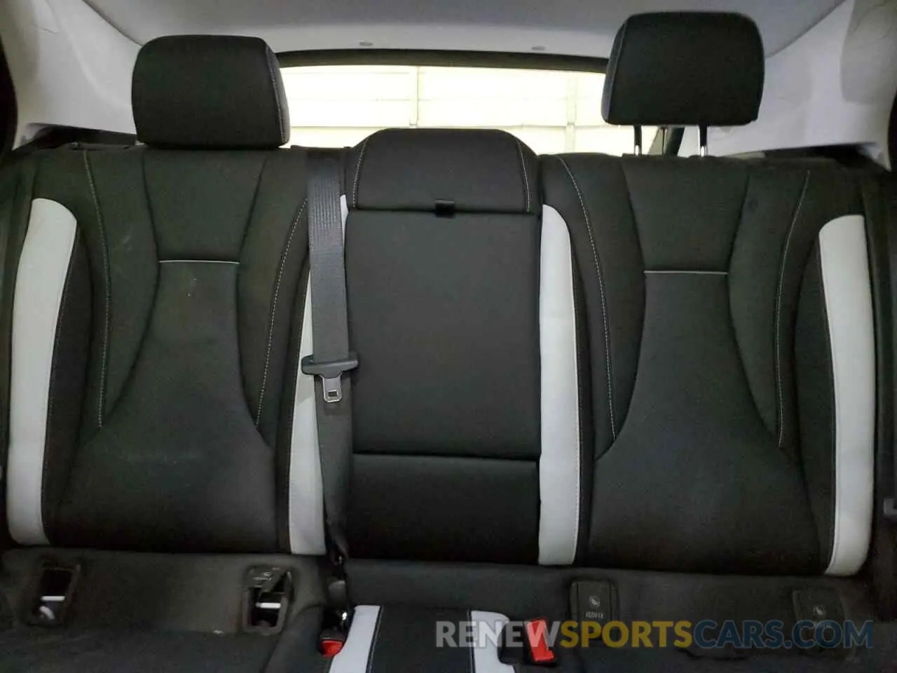 10 Фотография поврежденного автомобиля LRBFZLE49SD038642 BUICK ENVISION S 2025