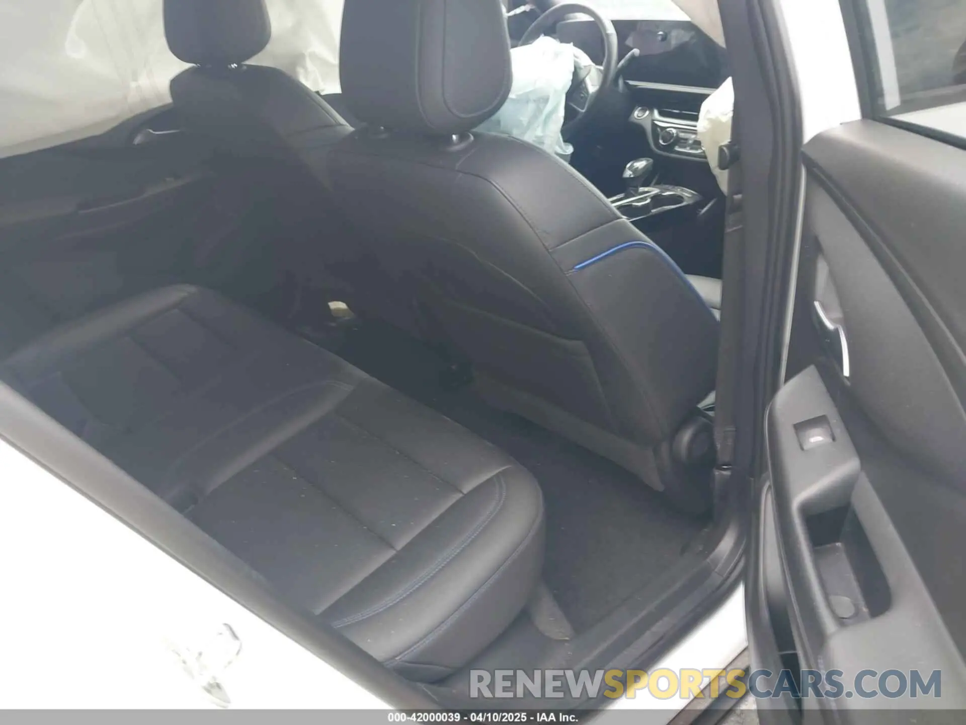 8 Фотография поврежденного автомобиля KL47LBE27RB152364 BUICK ENVISTA 2024