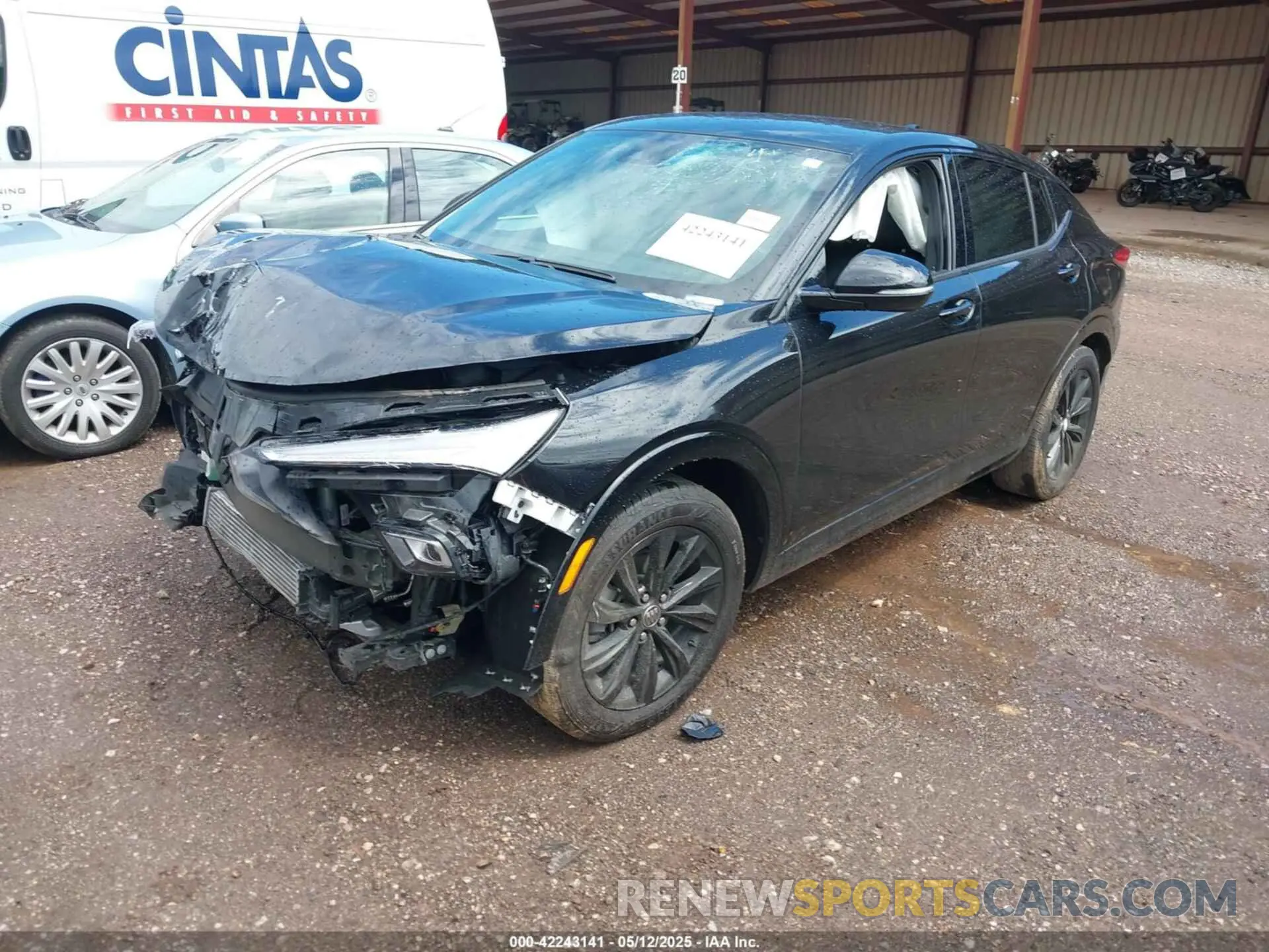 2 Фотография поврежденного автомобиля KL47LBE28RB179315 BUICK ENVISTA 2024
