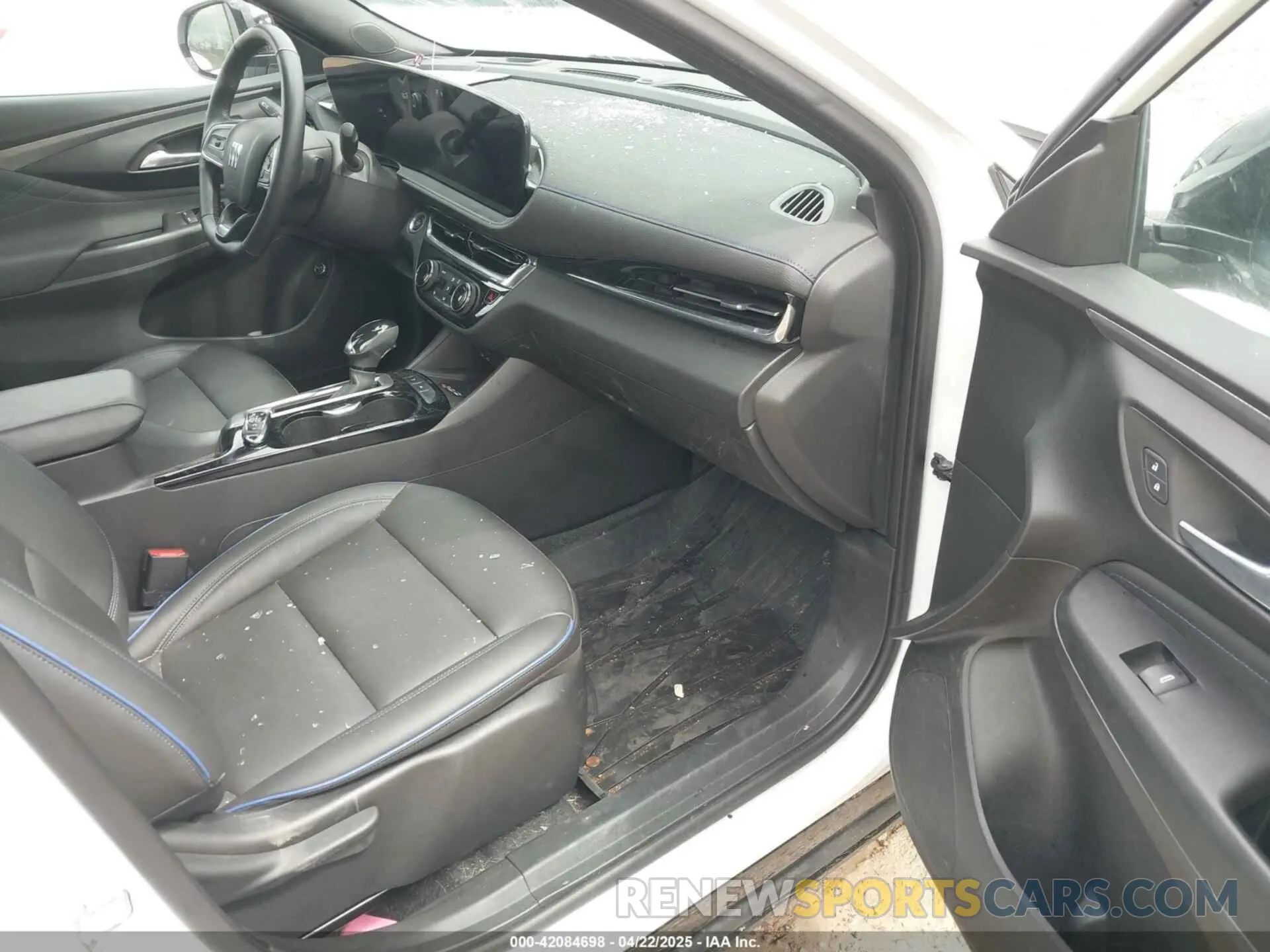 5 Фотография поврежденного автомобиля KL47LBE2XRB062206 BUICK ENVISTA 2024