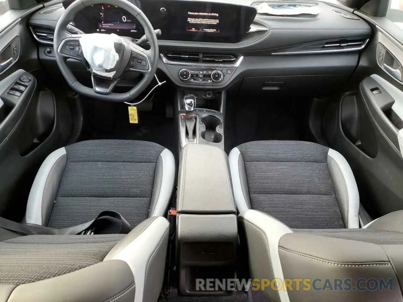 8 Фотография поврежденного автомобиля KL47LAE22RB019781 BUICK ENVISTA PR 2024