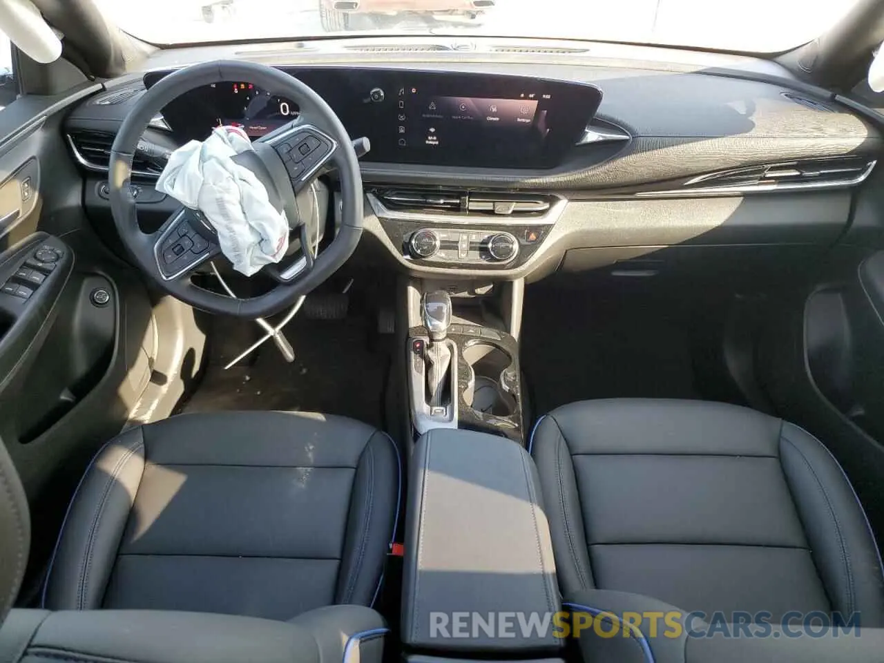 8 Фотография поврежденного автомобиля KL47LBE22RB069022 BUICK ENVISTA SP 2024