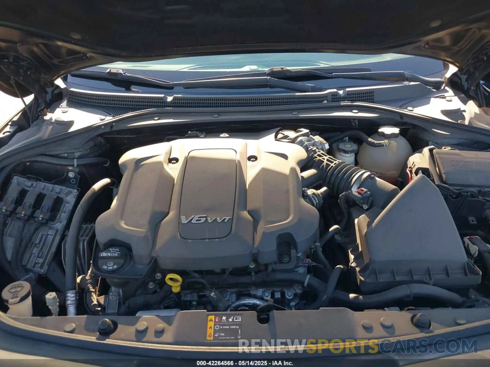10 Photograph of a damaged car 1G4ZP5SS1KU112456 BUICK LACROSSE 2019