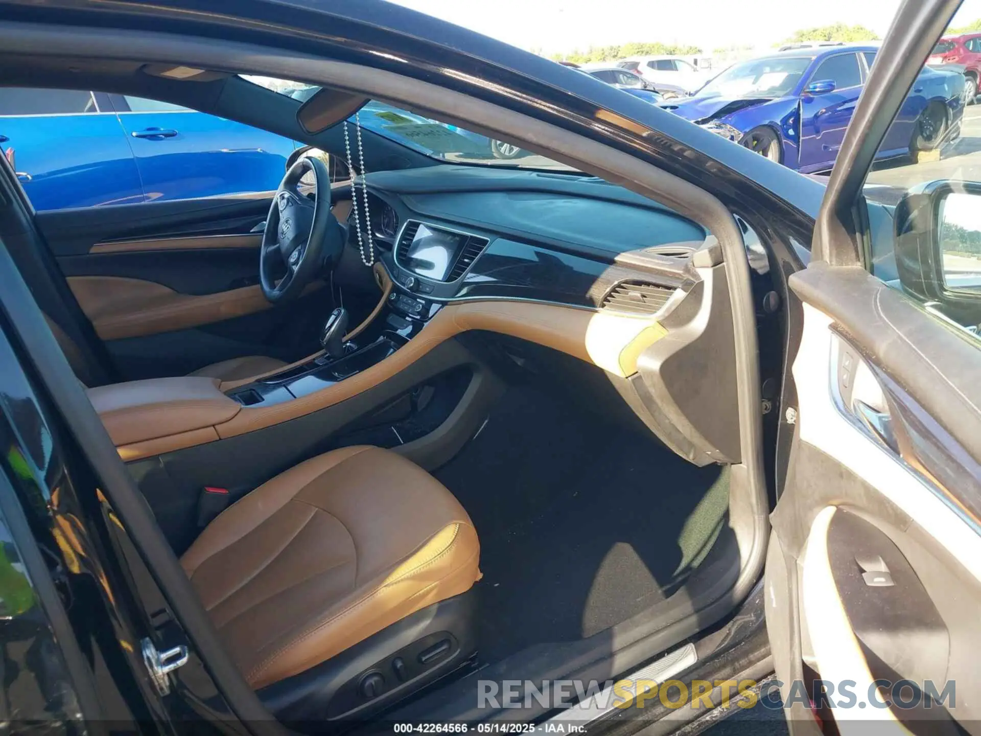 5 Photograph of a damaged car 1G4ZP5SS1KU112456 BUICK LACROSSE 2019