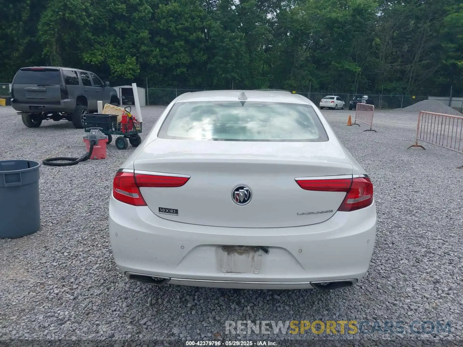16 Photograph of a damaged car 1G4ZP5SS7KU103325 BUICK LACROSSE 2019