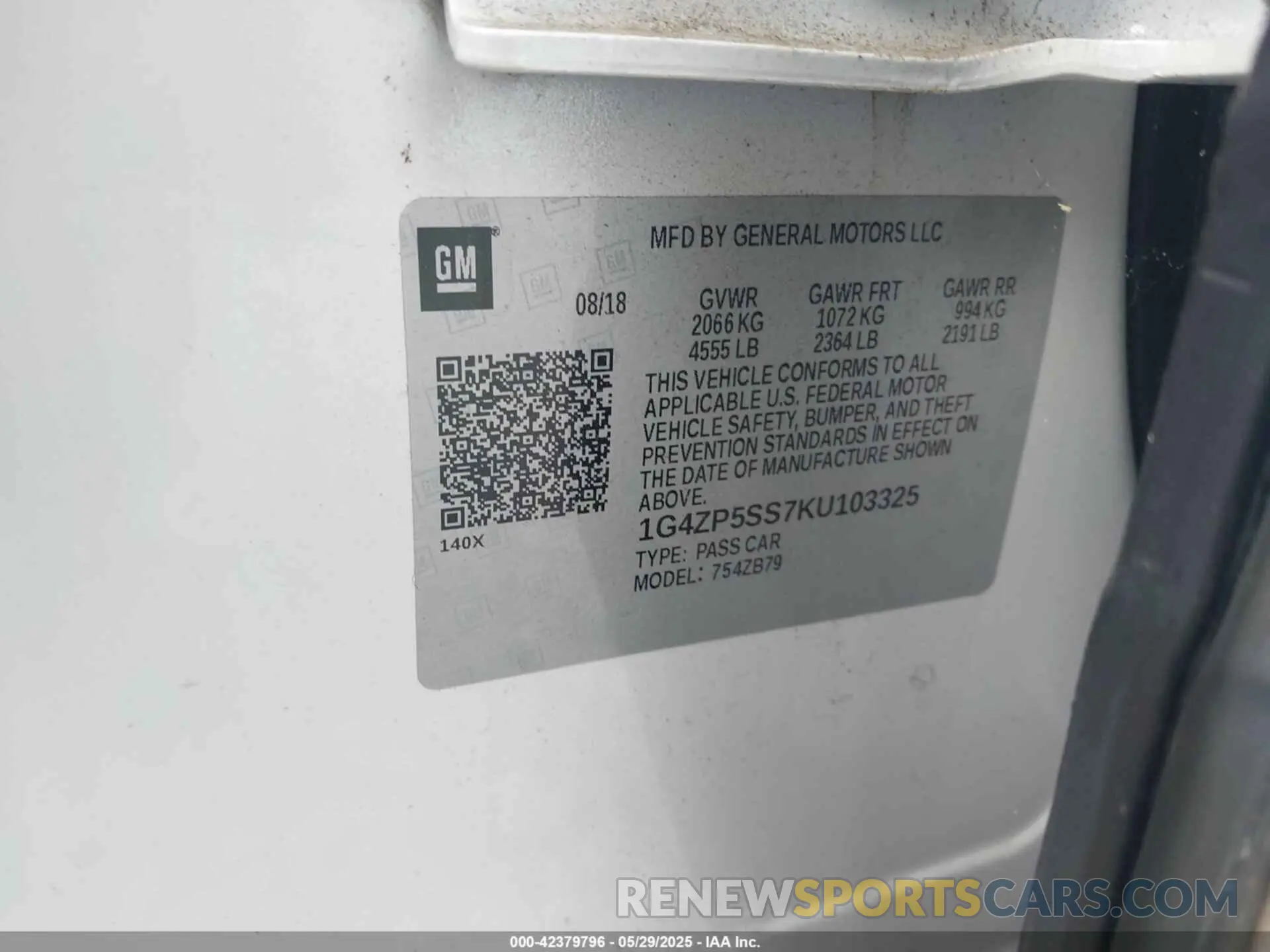 9 Photograph of a damaged car 1G4ZP5SS7KU103325 BUICK LACROSSE 2019