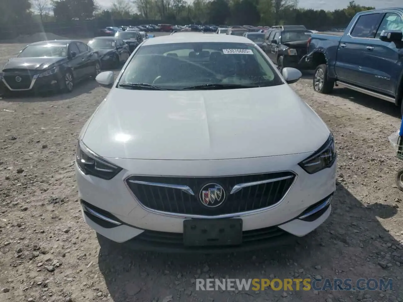 5 Photograph of a damaged car W04GL6SX7K1008171 BUICK REGAL 2019