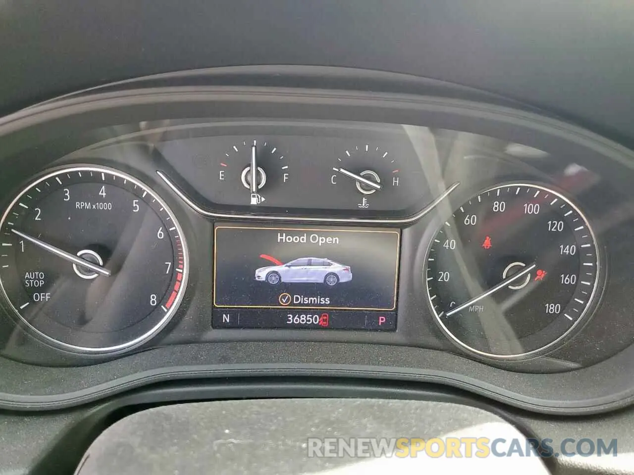 9 Фотография поврежденного автомобиля W04GP6SX5K1013843 BUICK REGAL 2019