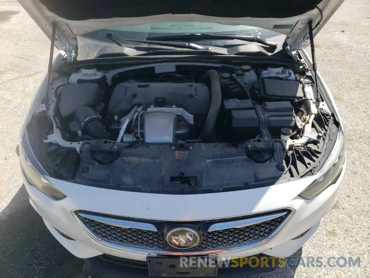 11 Photograph of a damaged car W04GW6SX6L1009868 BUICK REGAL 2020