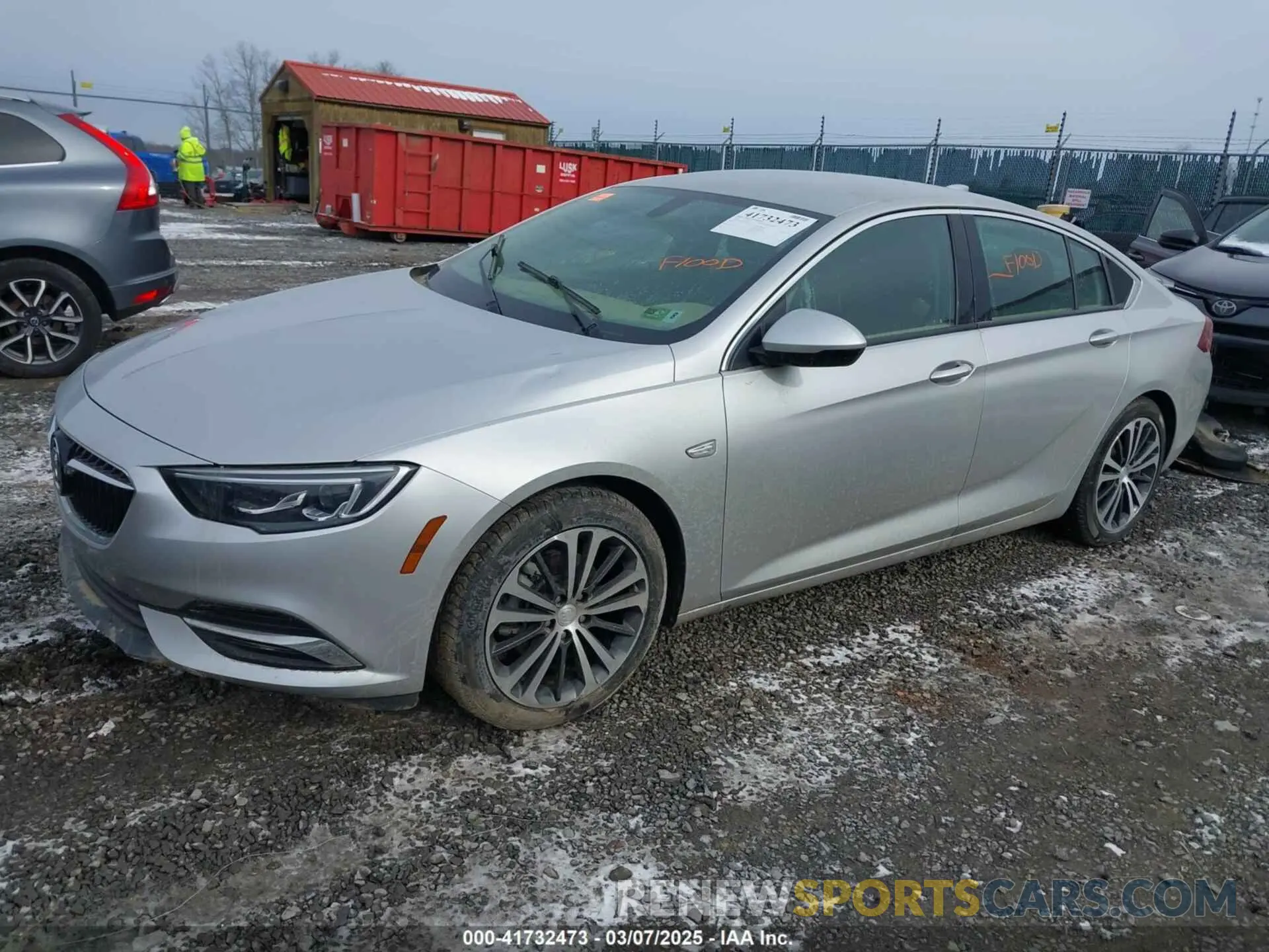 2 Фотография поврежденного автомобиля W04GL6SX6K1010154 BUICK REGAL SPORTBACK 2019